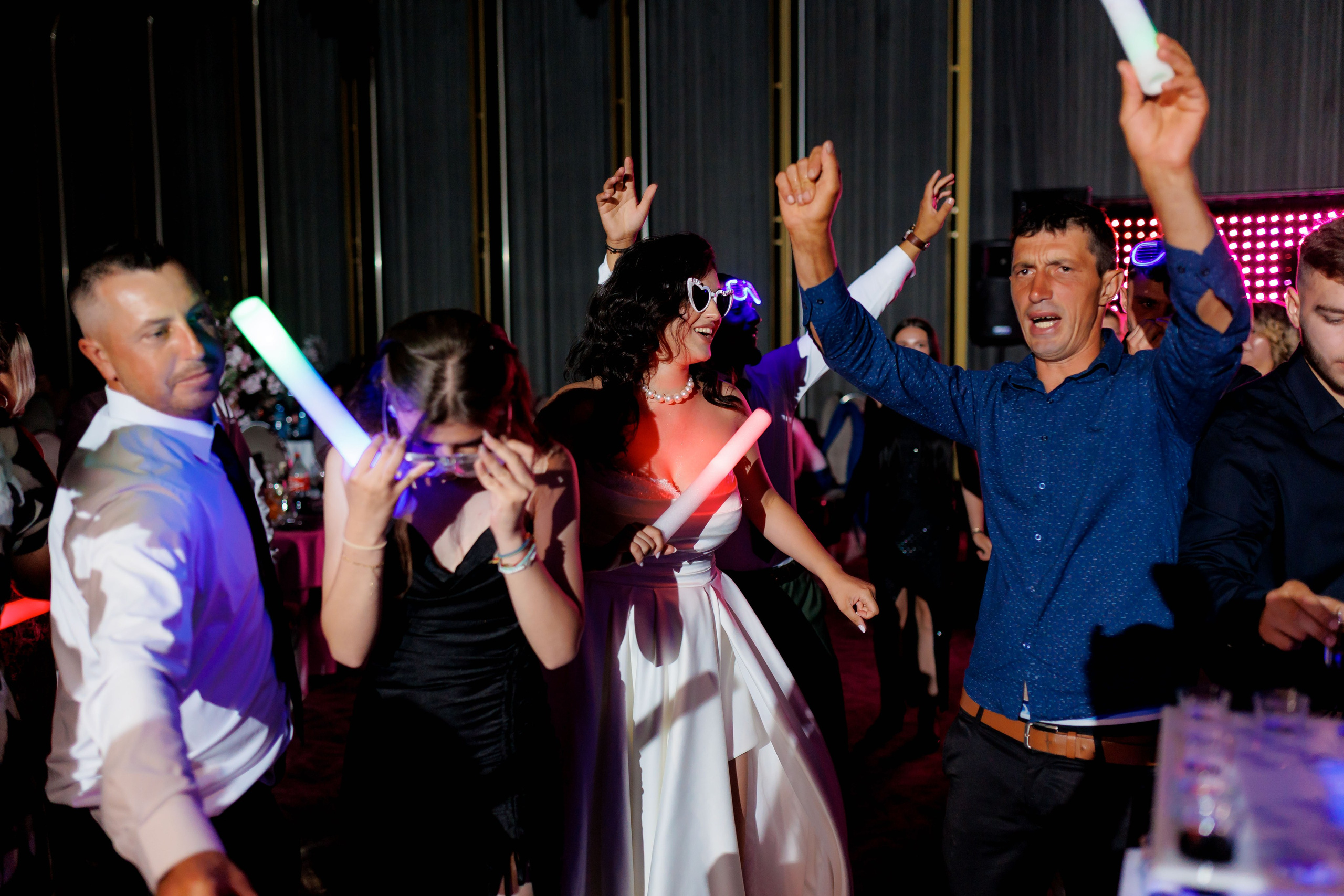 Nunta Nicoleta & Răzvan | Fotografie & Videografie Profesională. Servicii foto-video profesionale, pentru momente de neuitat