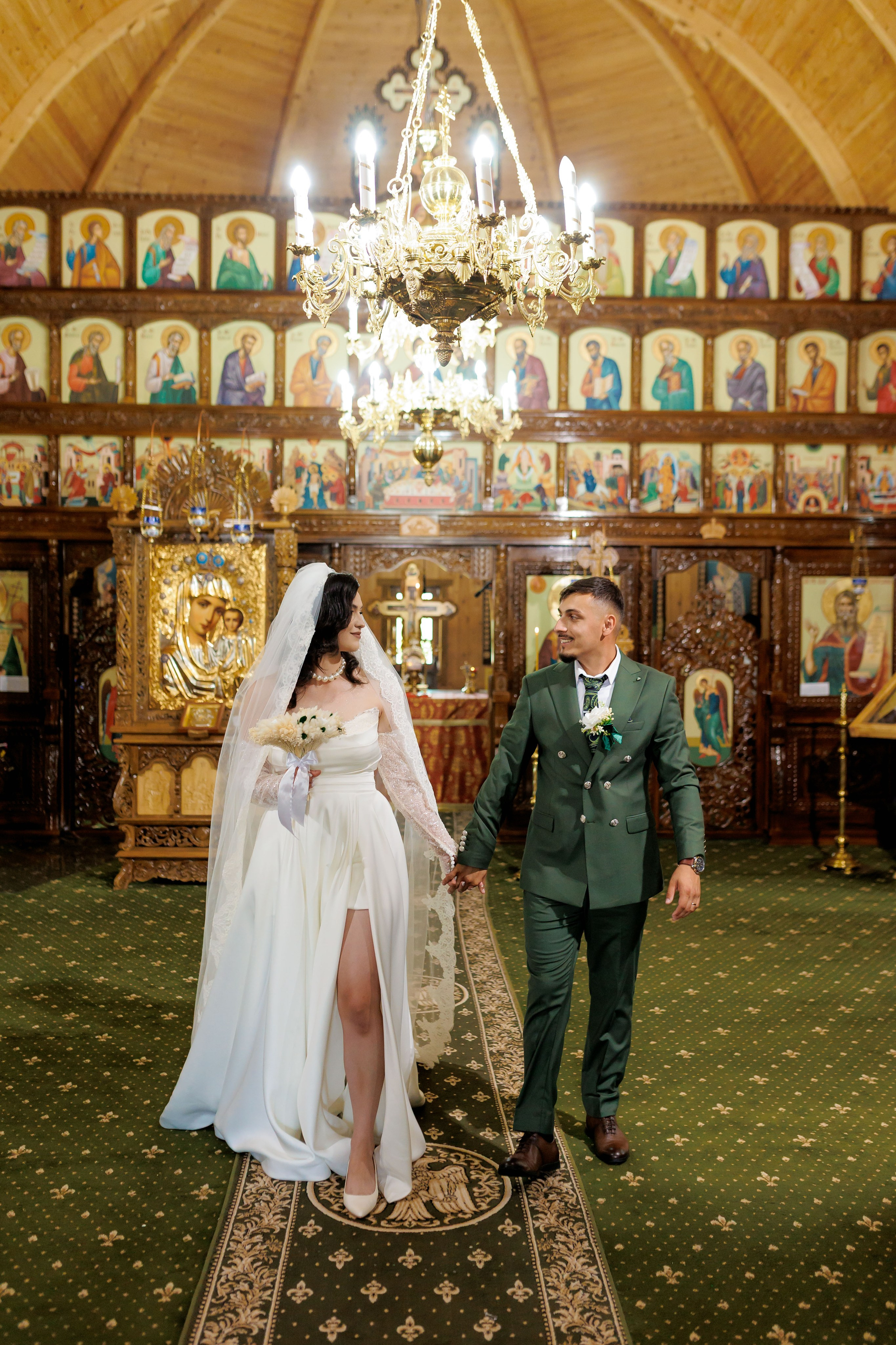 Nunta Nicoleta & Răzvan | Fotografie & Videografie Profesională. Servicii foto-video profesionale, pentru momente de neuitat