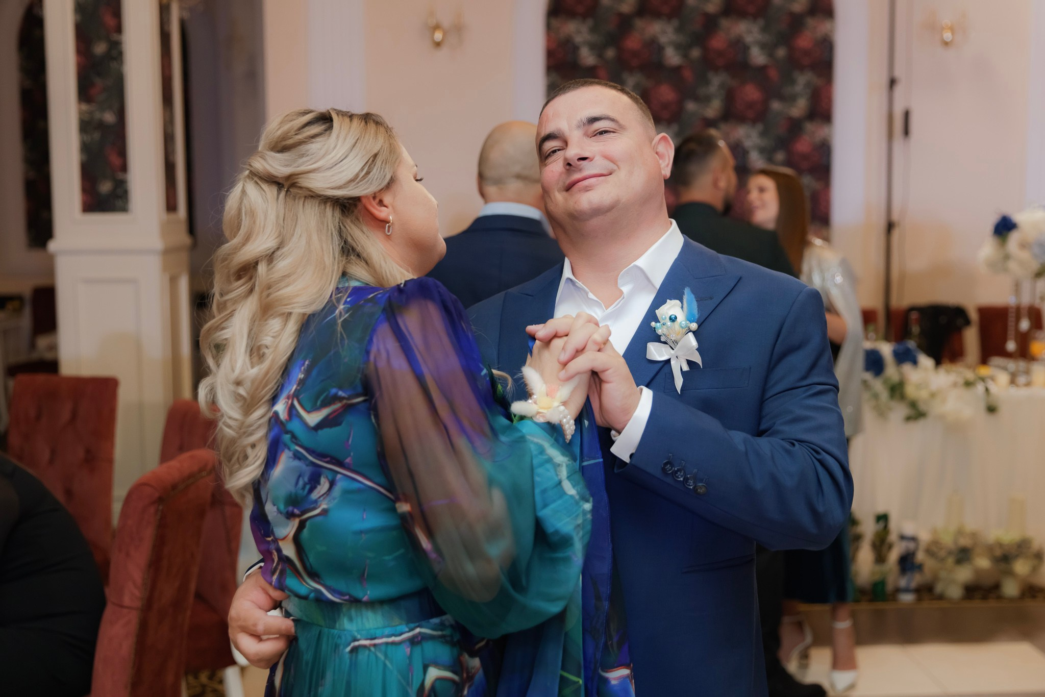 Mihai & Oana. Servicii foto-video profesionale, pentru momente de neuitat