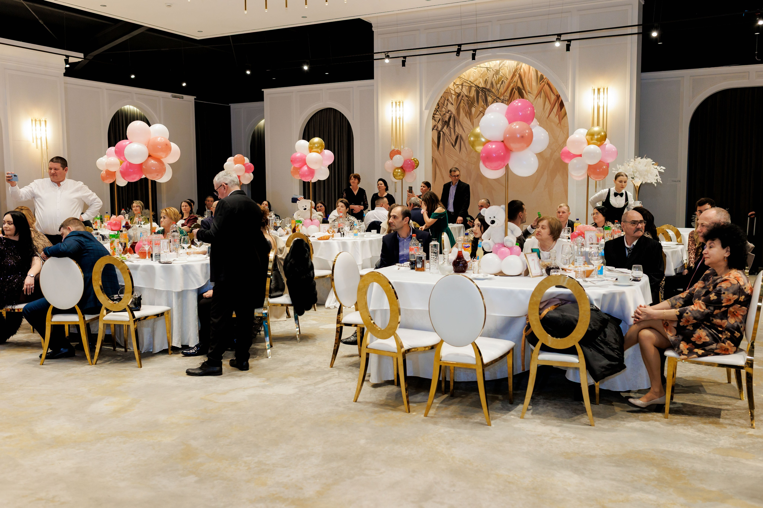 Povestea voastră, regizată de noi |Cristi Turculet Videograf Nuntă Suceava | wedding highlight. Servicii foto-video profesionale, pentru momente de neuitat