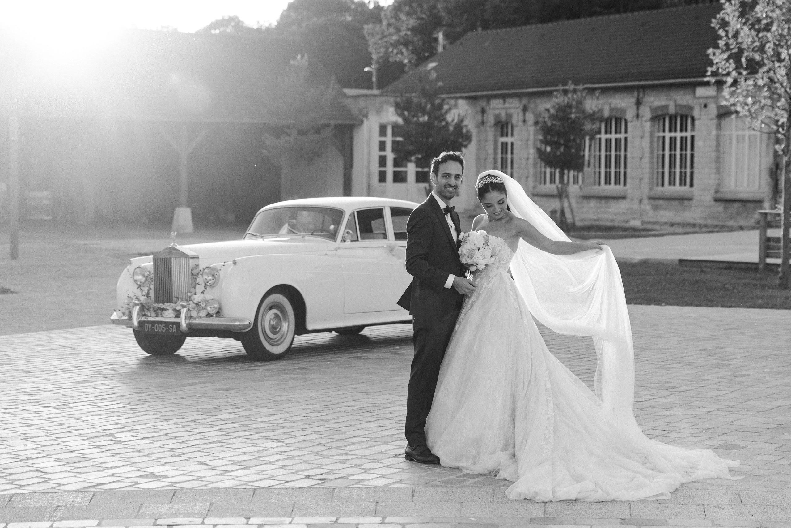 Chloe & Romeo. Photographer in Paris