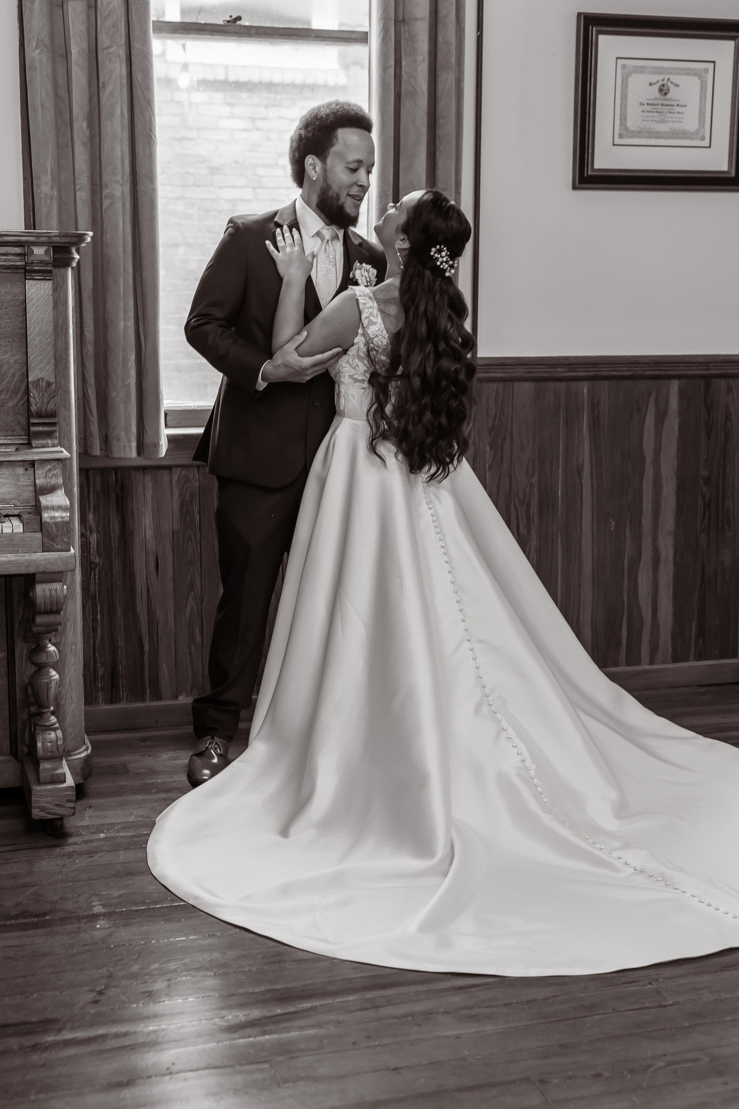 Old movie style wedding. Lana Photography — Wedding & Family Photographer in Florida & Beyond