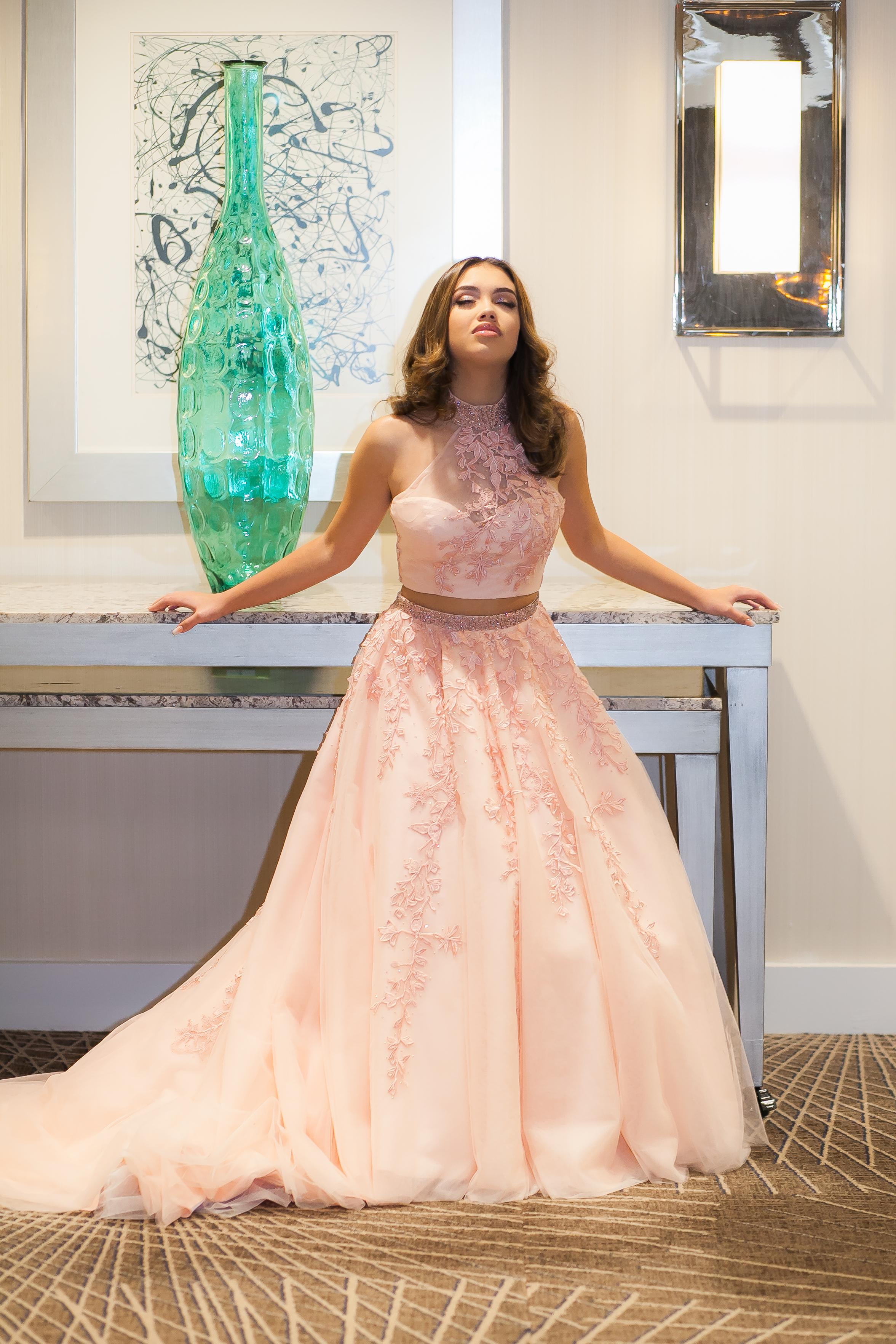 Quinceaneras & sweet 15th Orlando hotel photographer. Lana Photography — Wedding & Family Photographer in Florida & Beyond