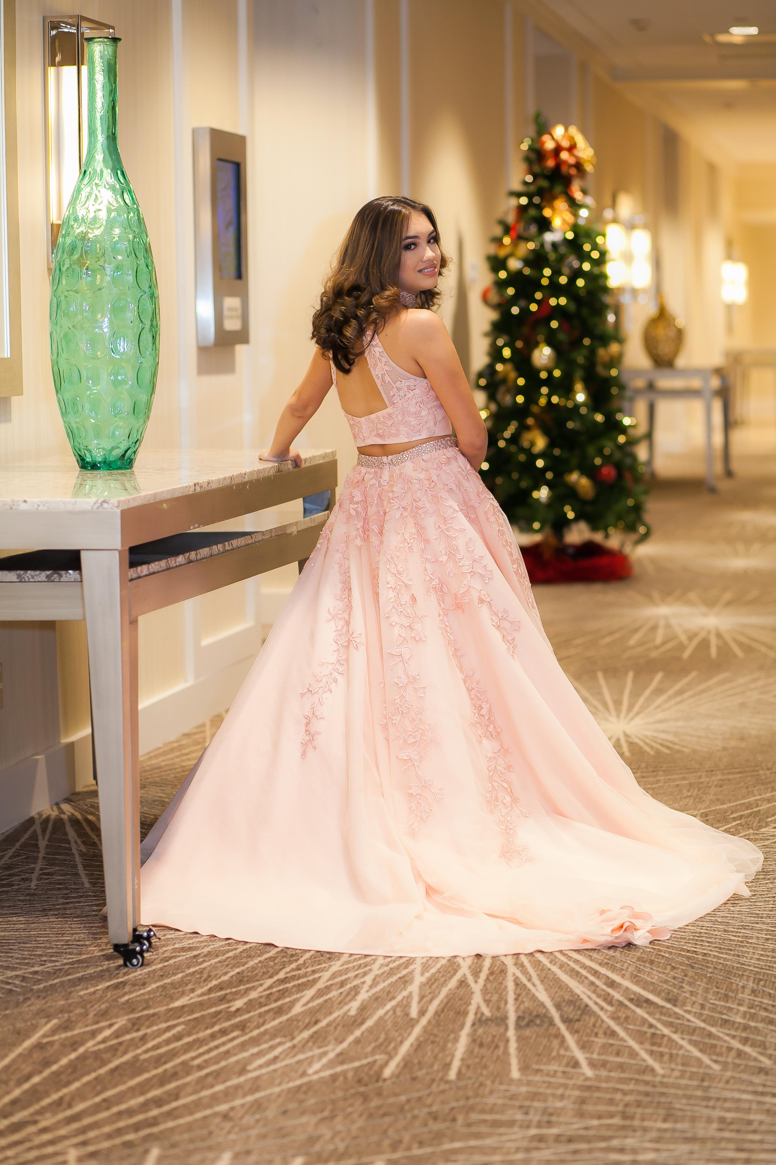 Quinceaneras & sweet 15th Orlando hotel photographer. Lana Photography — Wedding & Family Photographer in Florida & Beyond