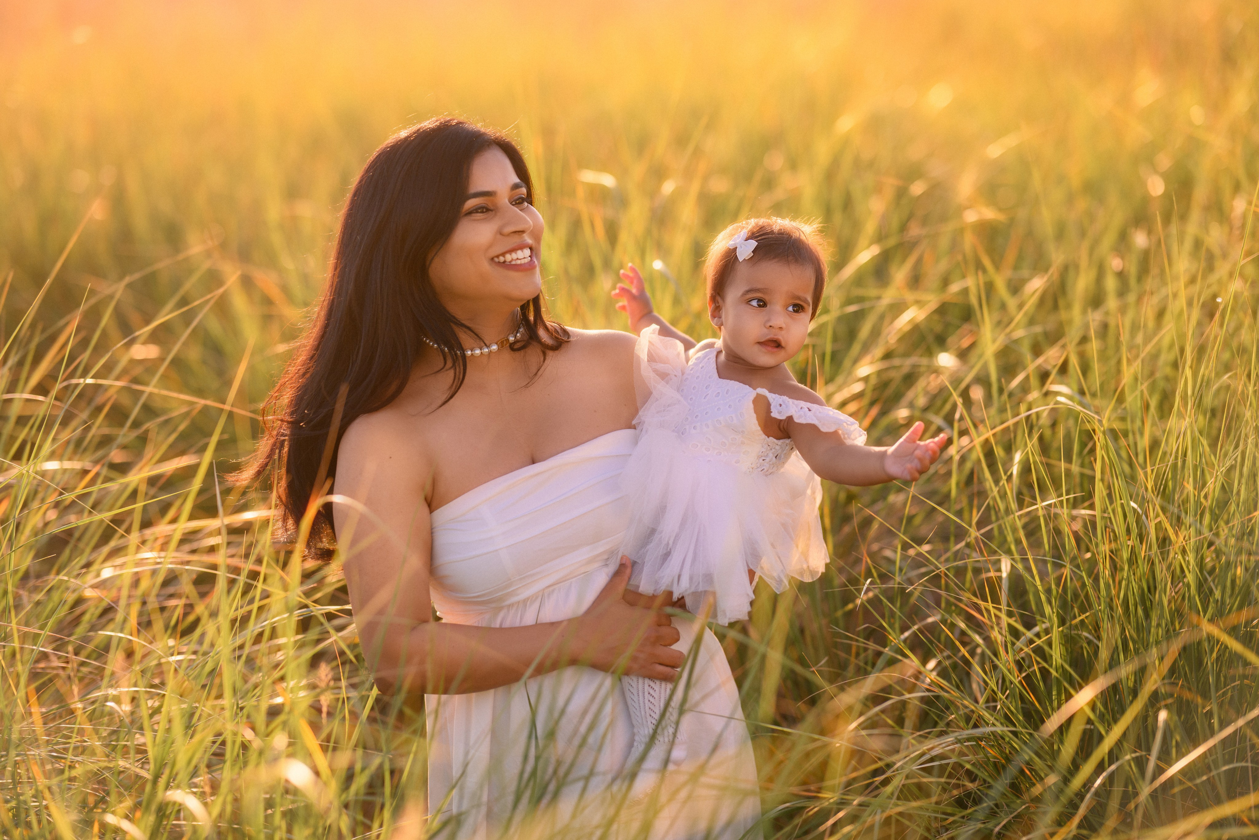 Praveena’s family. Wedding & portrait photography in the Seattle Area. Helen Michelle photographer