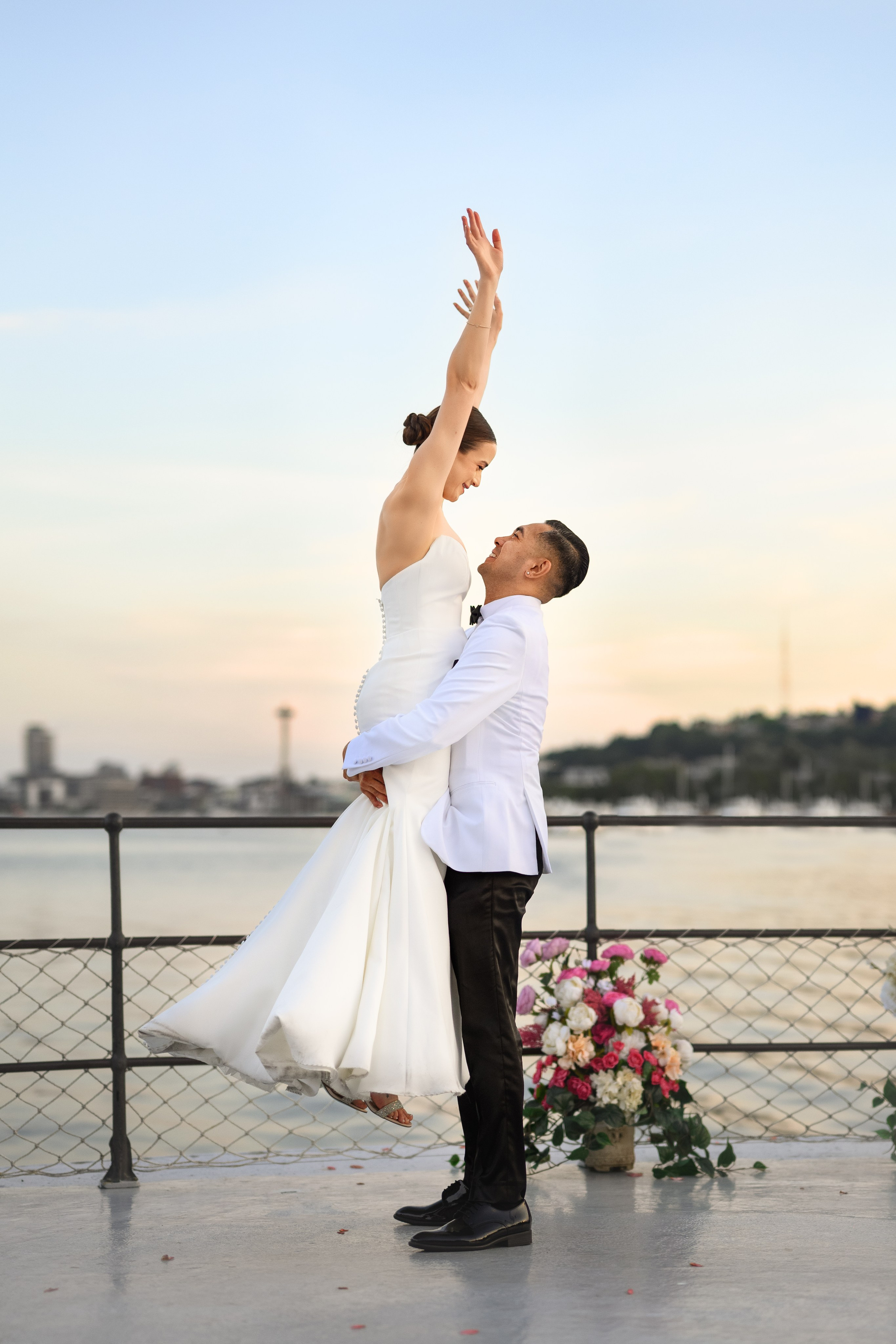 Weddings. Wedding & family photography in Seattle area. Helen Michelle photographer