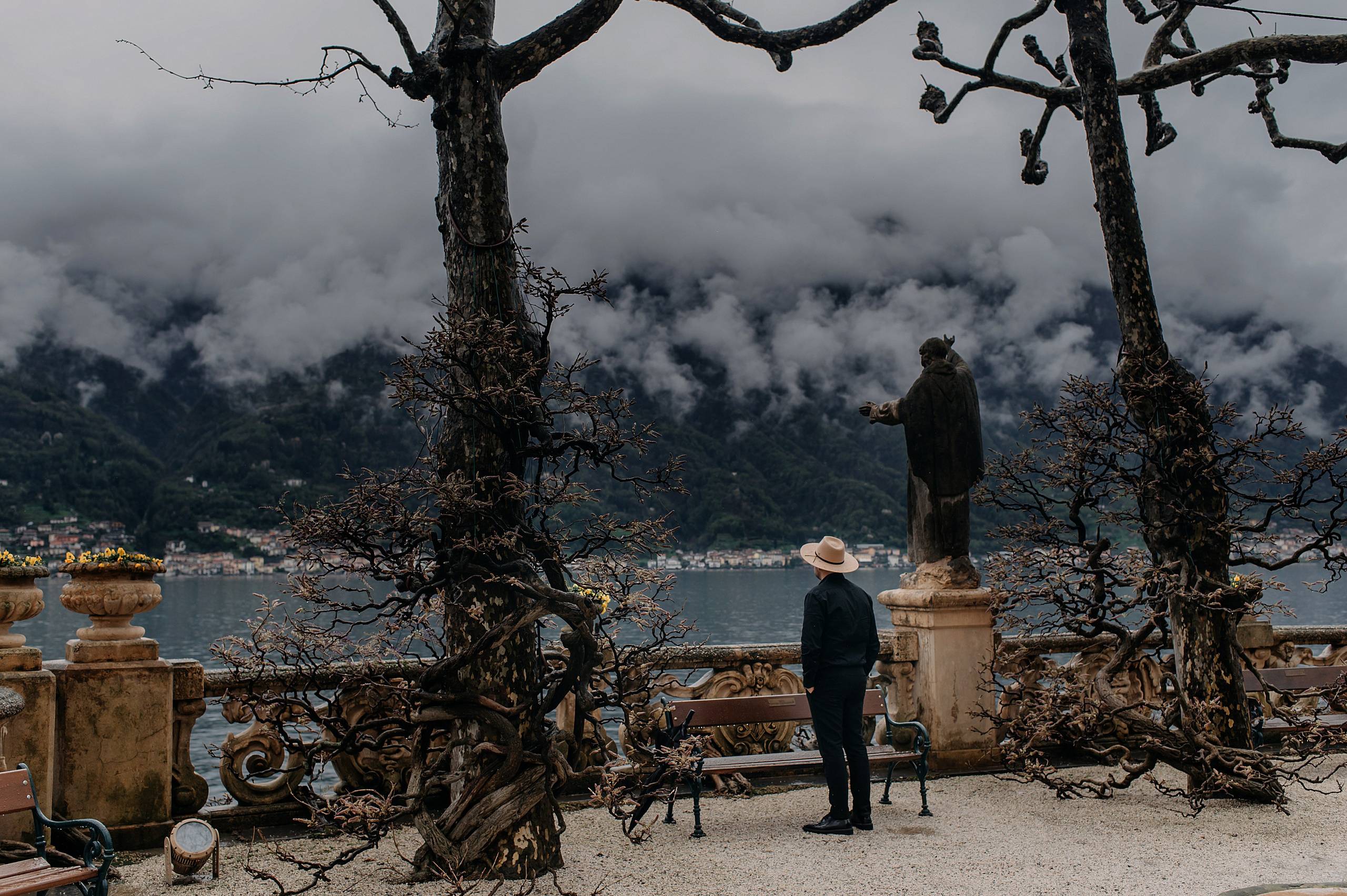 Como Evghenii. Wedding photographer from Moldova Alexey Chipchiu