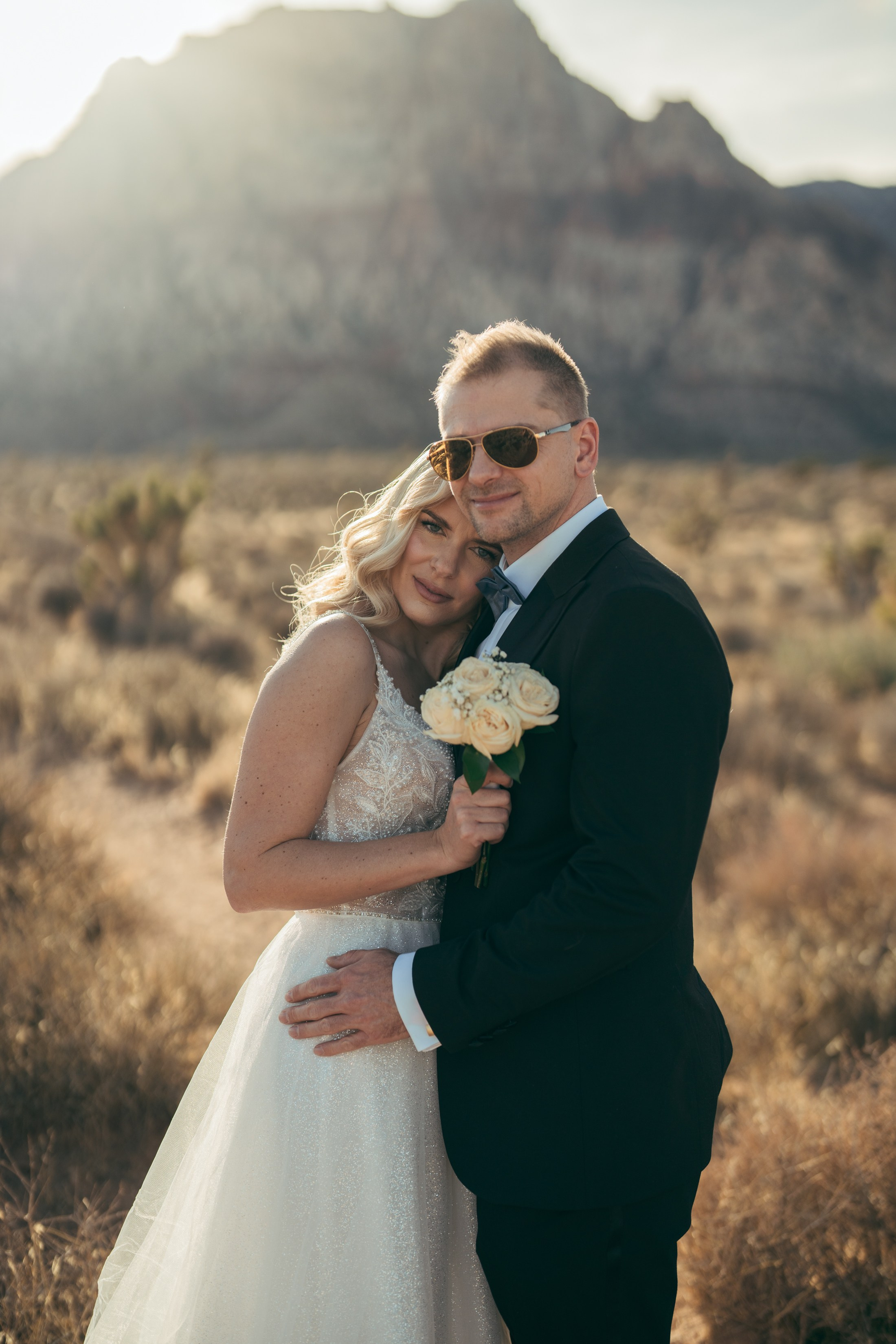 Yrina&Miroslav. Wedding & elopement photographer Viktoriya Kravtsov. Las Vegas