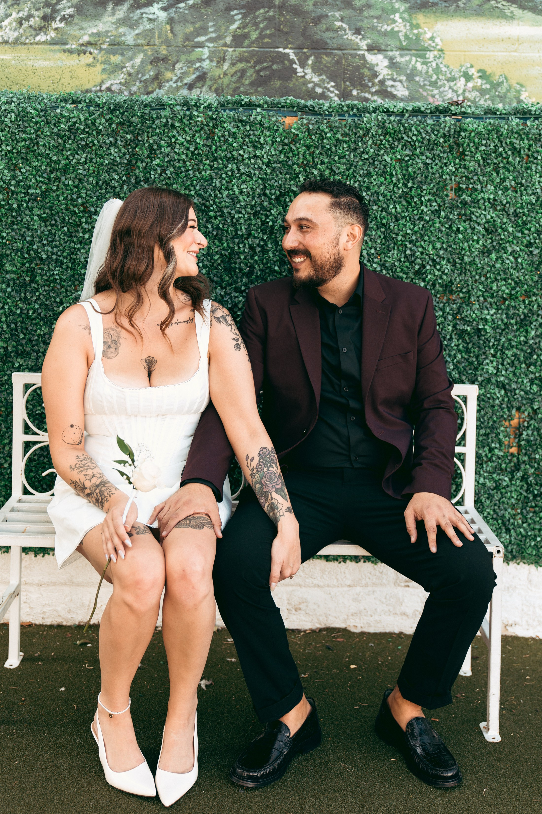 Erin&Jonathan. Wedding & elopement photographer Viktoriya Kravtsov. Las Vegas