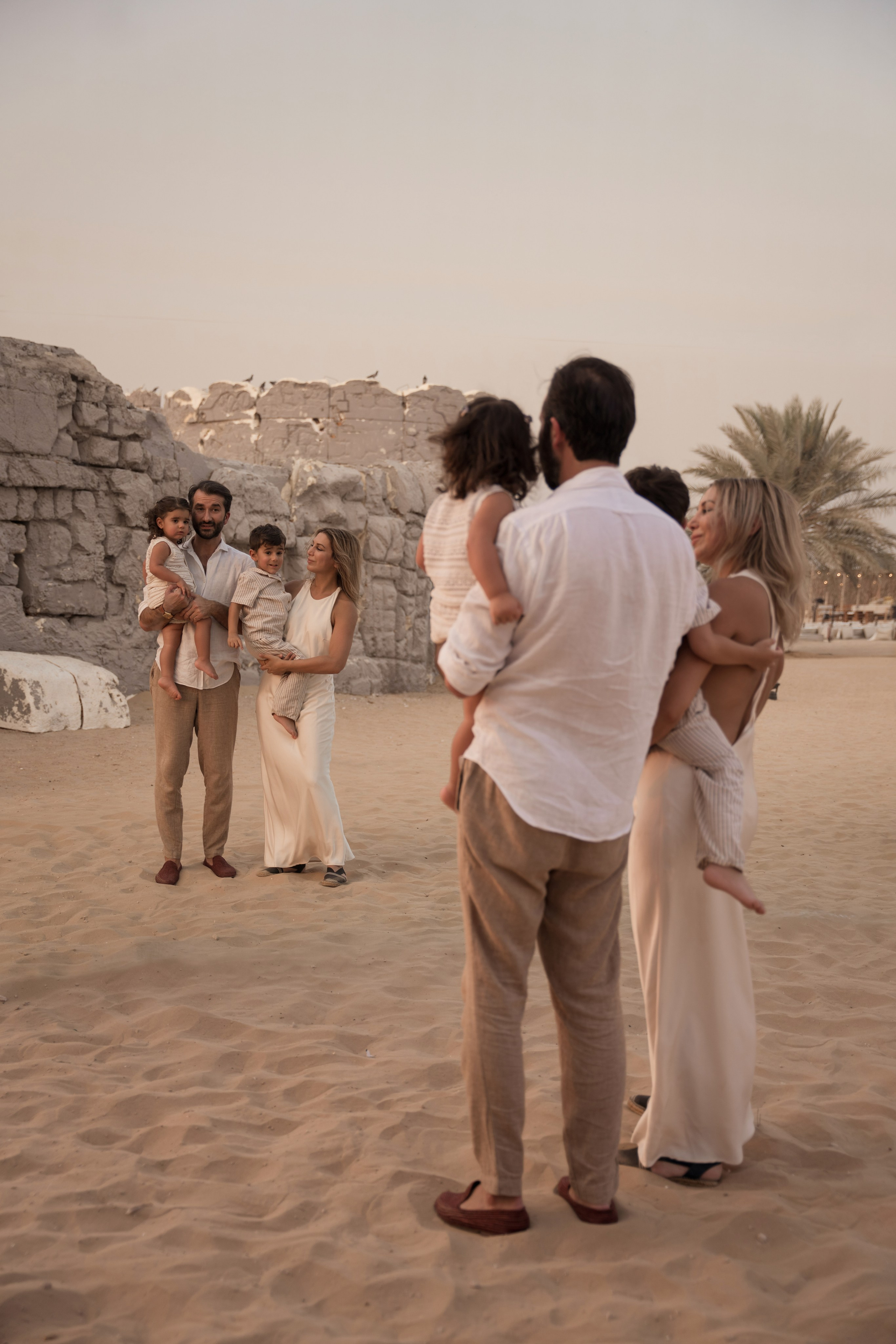 Sun, sand & family. Angela Iakovleva — Family Photographer in Dubai
