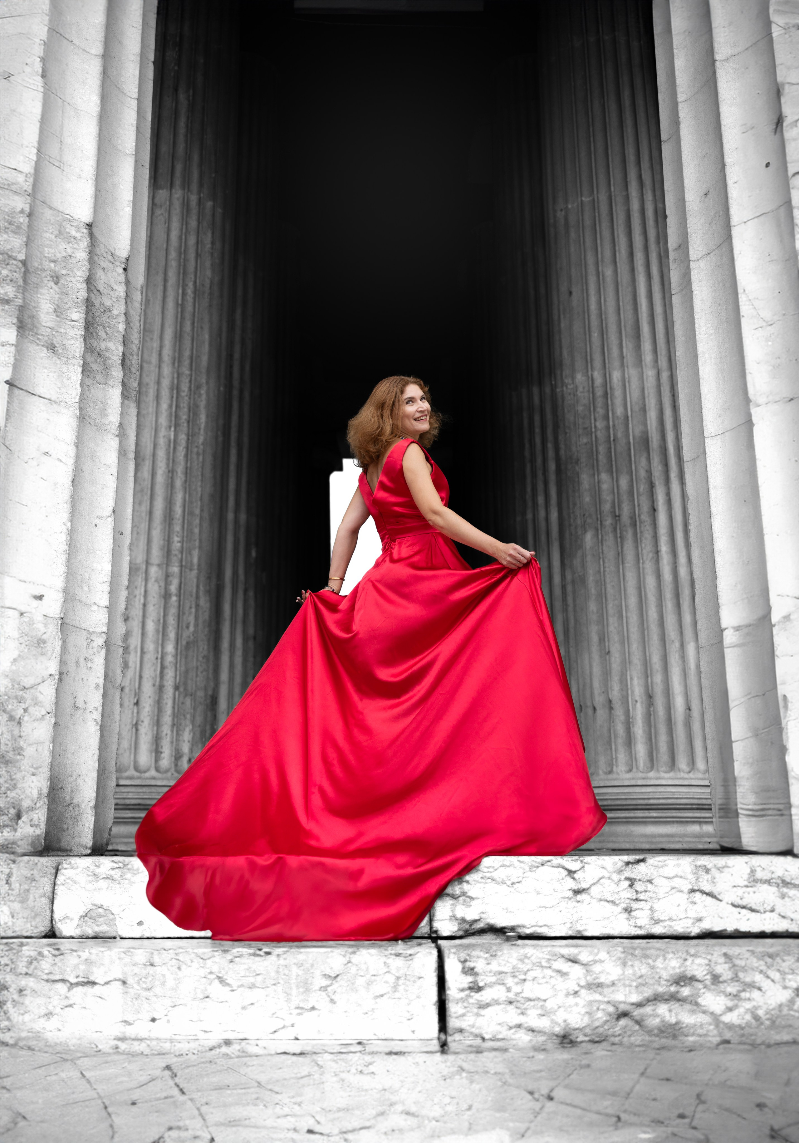 Long dresses shooting. Photographer in Munich