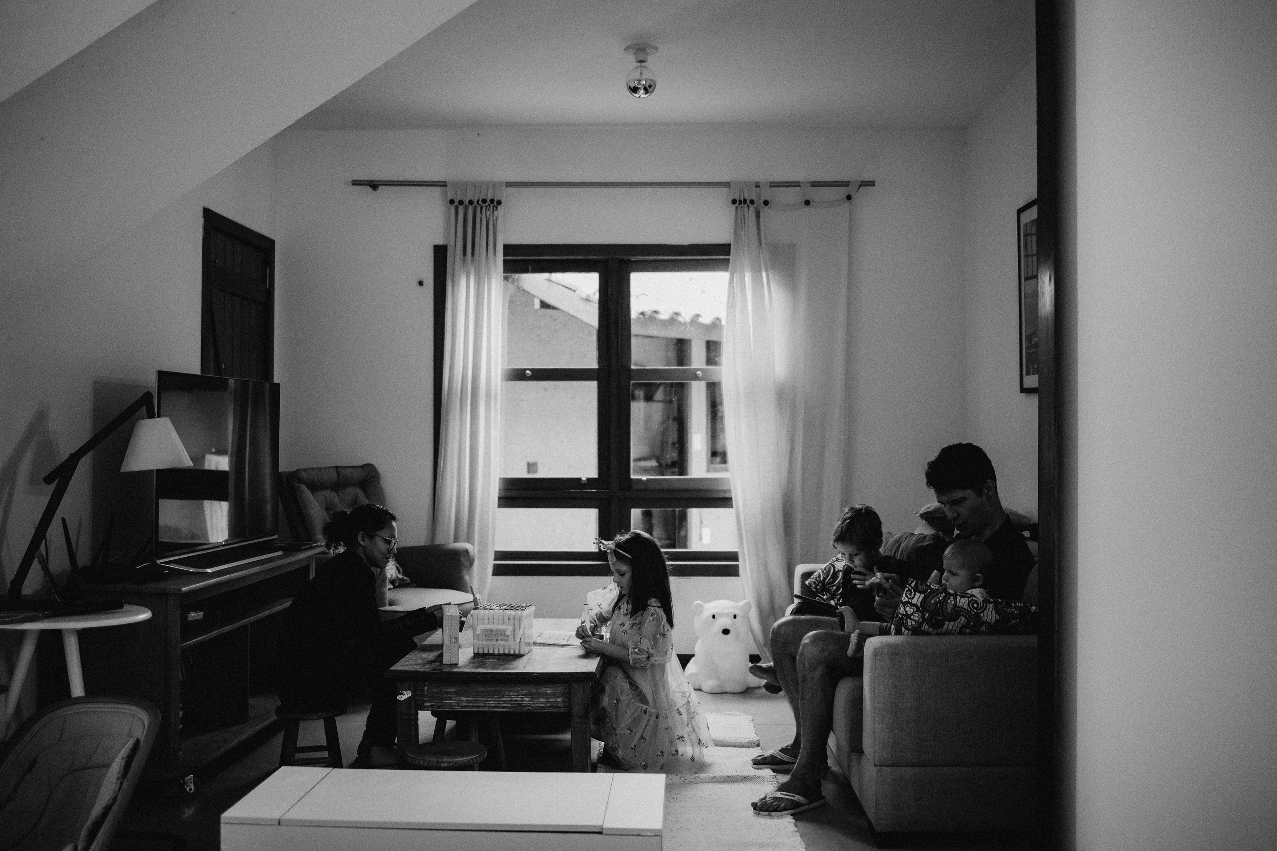 Yulia’s & Misha’s BIG family. Fotografa documental de familia e nascimento em Florianópolis SC Daria Ermolaev