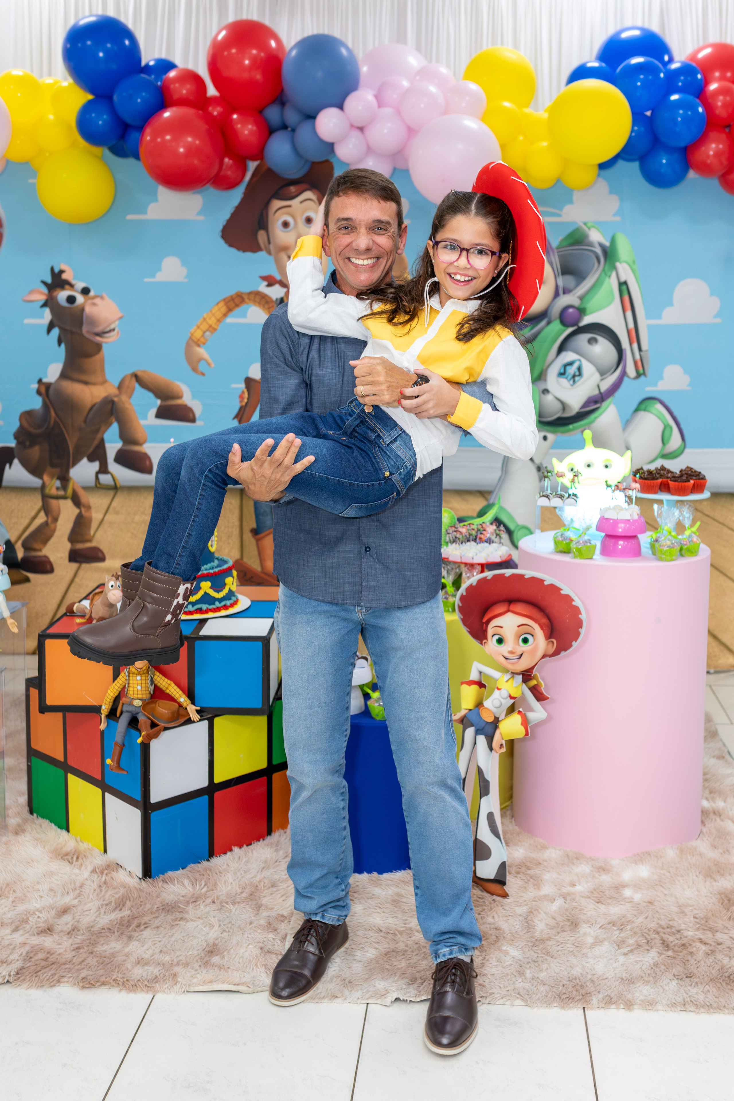 Fotógrafo em Joinville-SC. Especialista em aniversário, casamentos, eventos corporativos e retratos