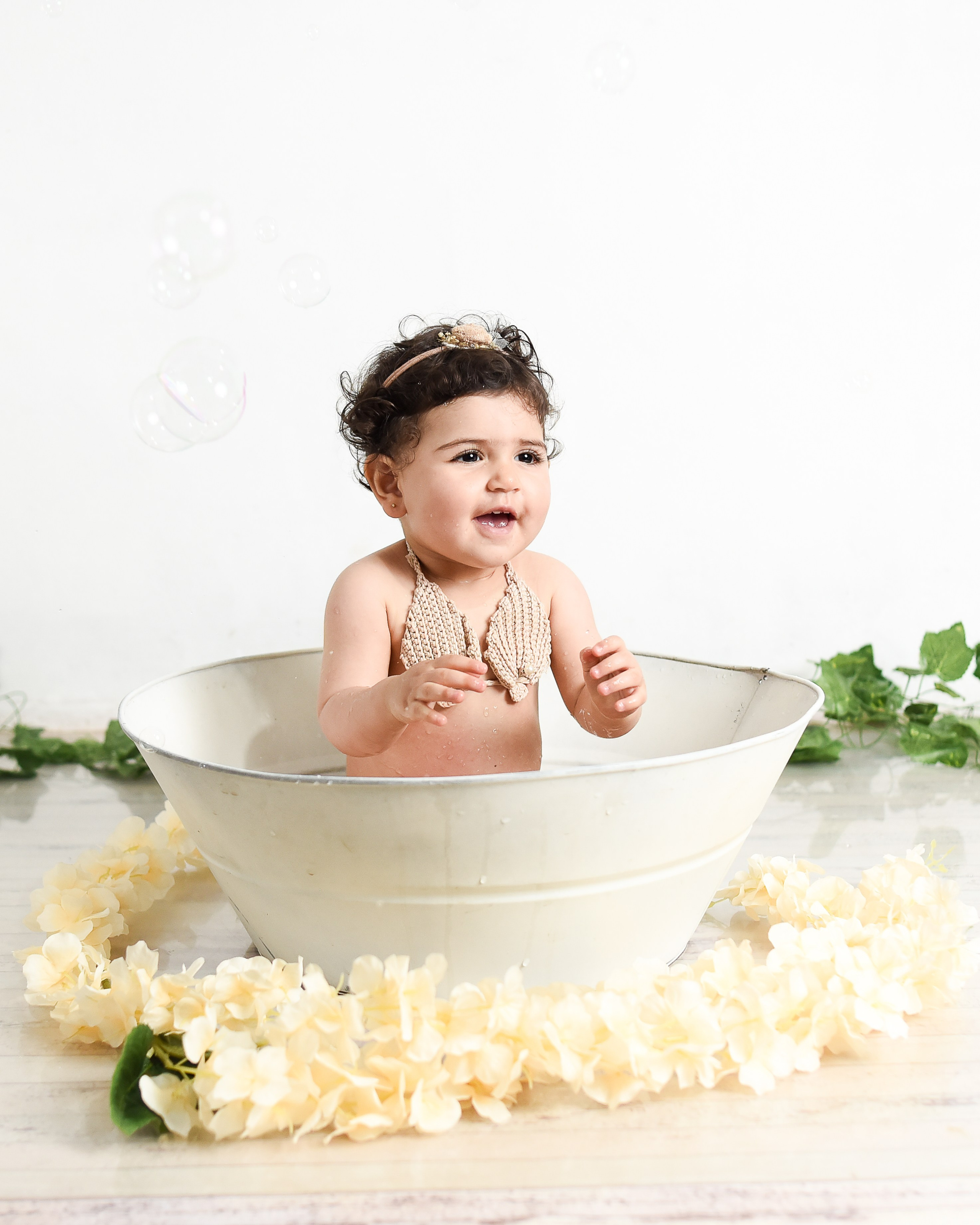 Sesión 1er año de Aliss. Temática: Bosque encantado. Fotografo de casamiento en misiones y fotógrafo de familia  Posadas