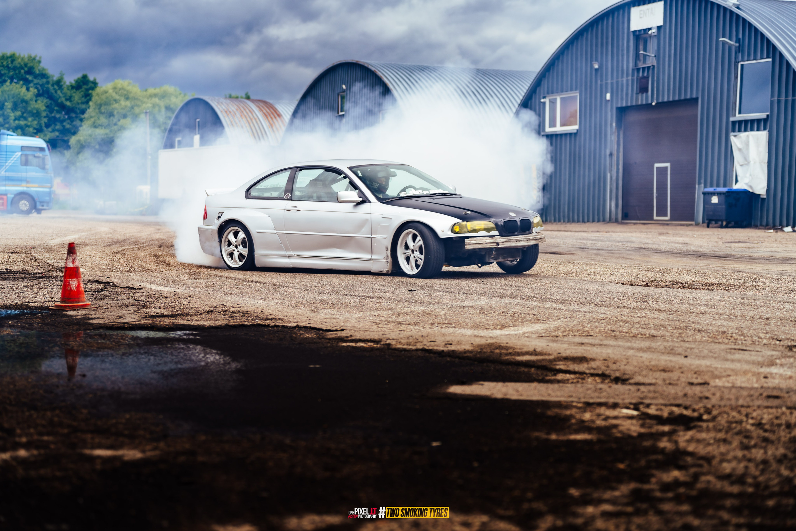 Side to Side #DRIFTDAY. OnePIXEL