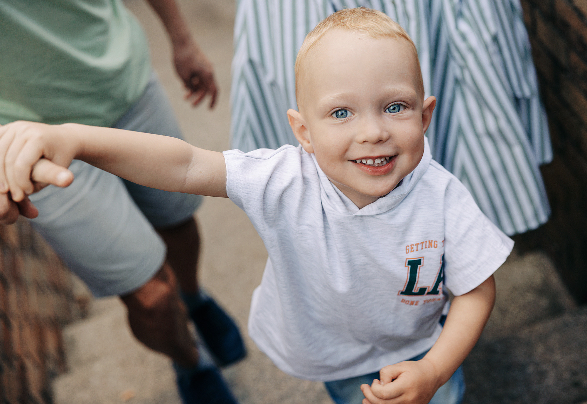 Таня, Андрей и Паша на прогулке. Семейный и свадебный фотограф в Праге Наталья Федори