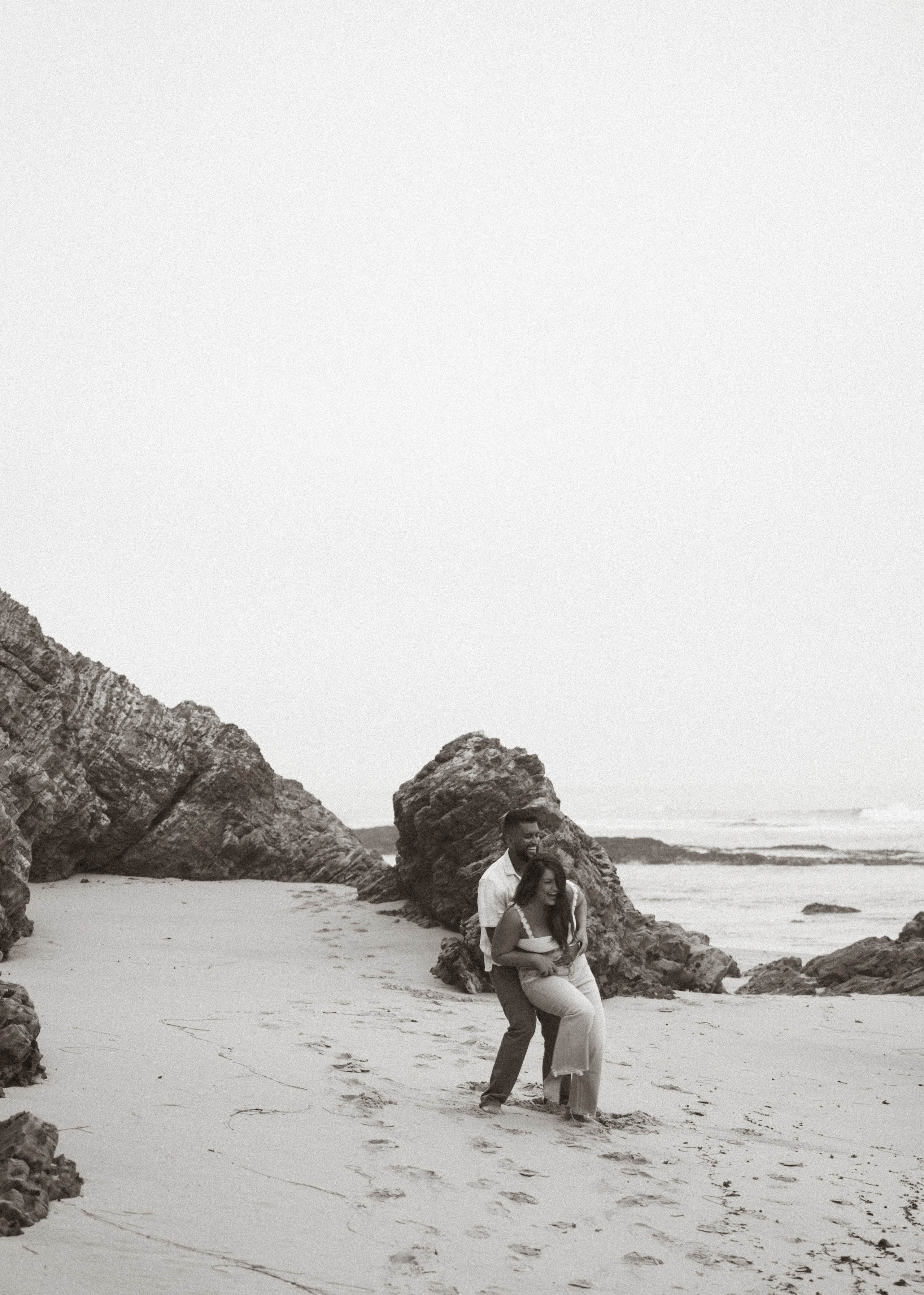Love Story at Half Moon Bay. Soulo Photography | San Francisco Bay Area Based Photographer
