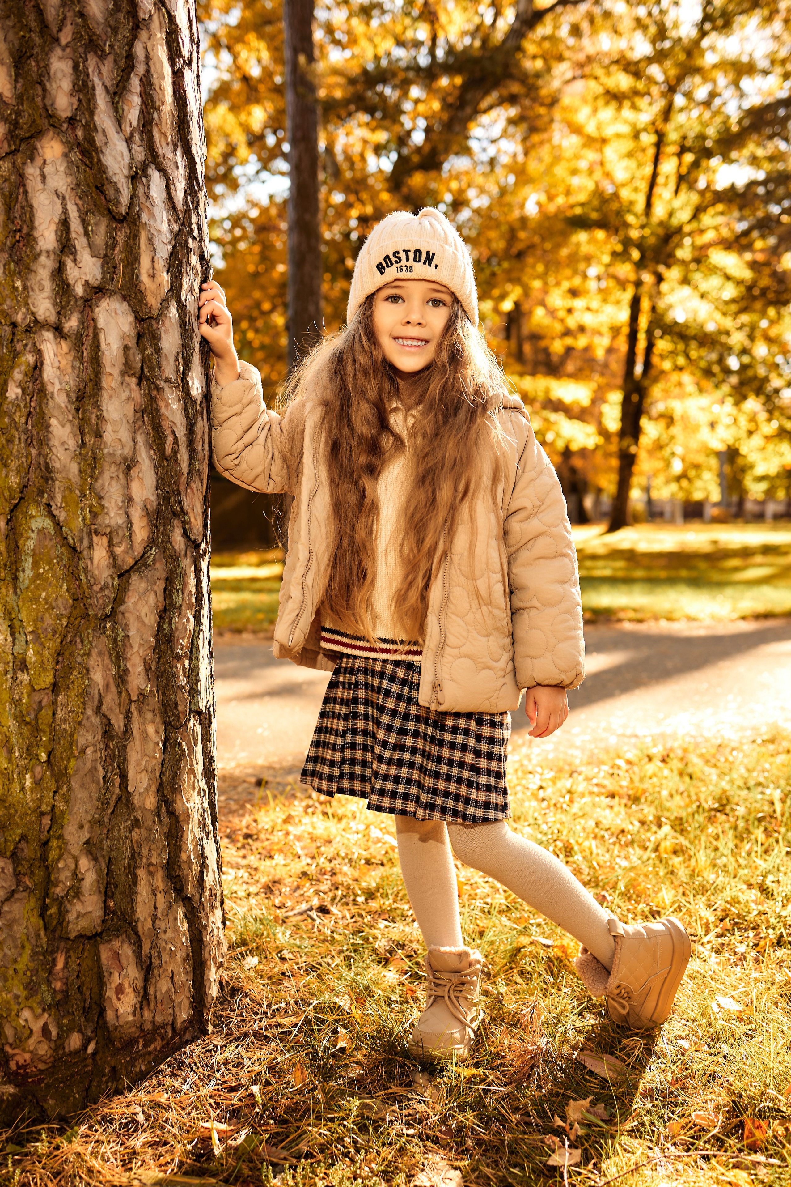 Family photo shoot for a millionaire blogger. Destination wedding and fashion photographer in Riga Igor Davidovich