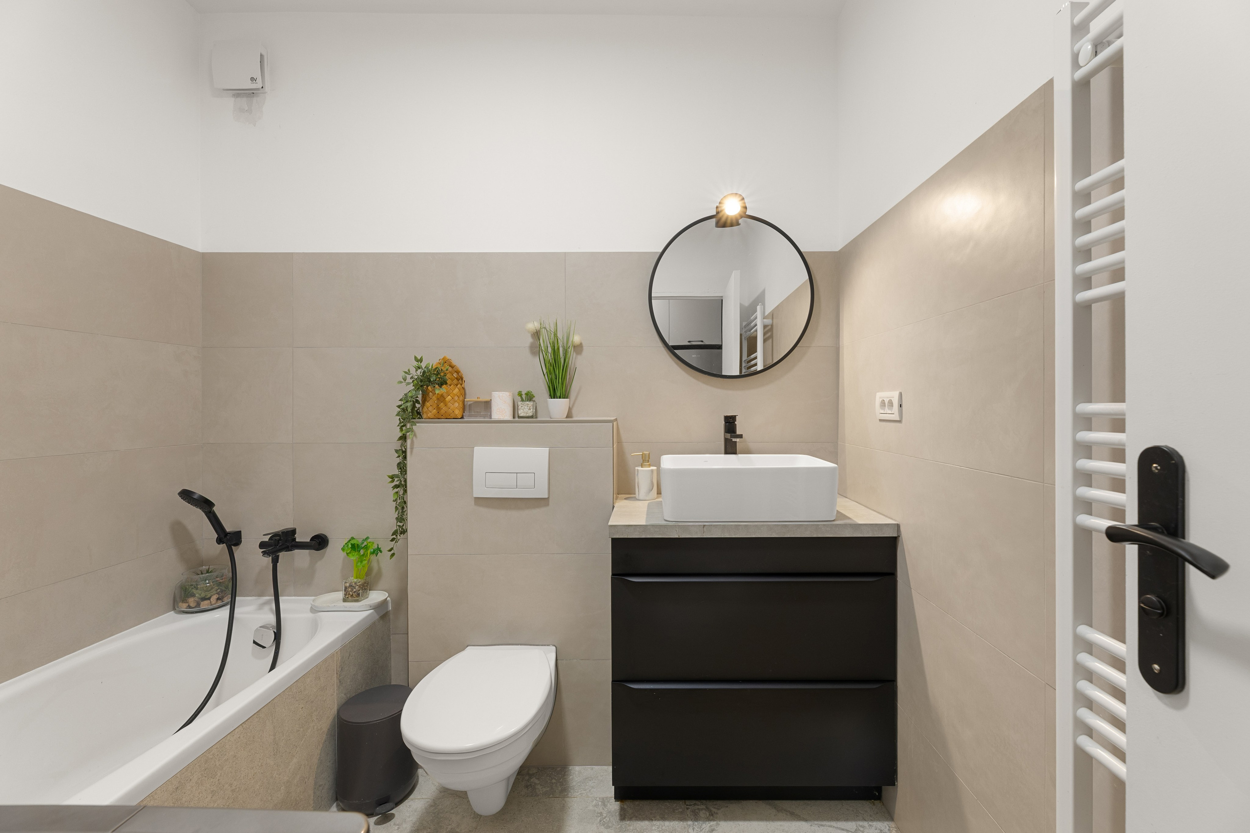 INTERIOR - REALESTATE. Samuel Ciobanu