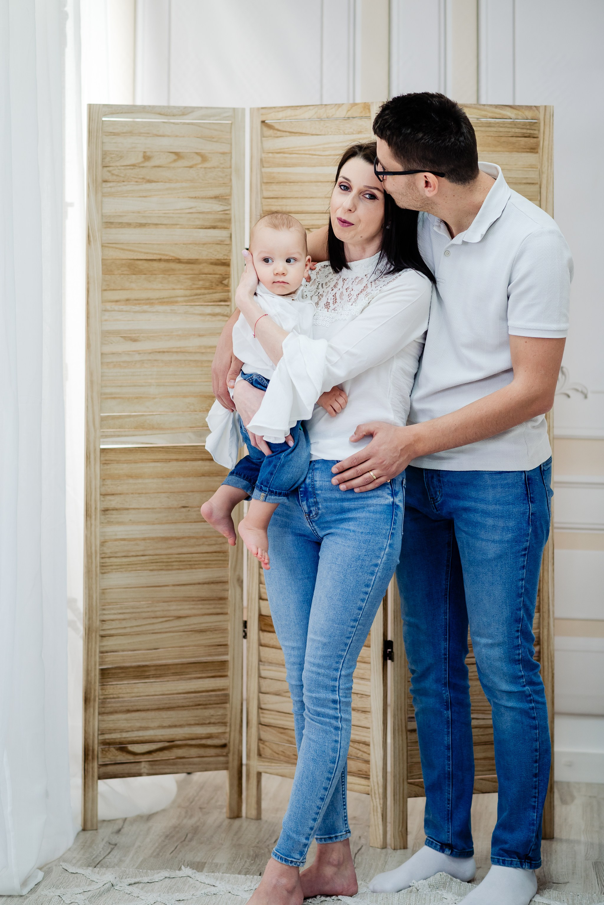 Smash the cake — Aris. The Unseen by Giani Maftei