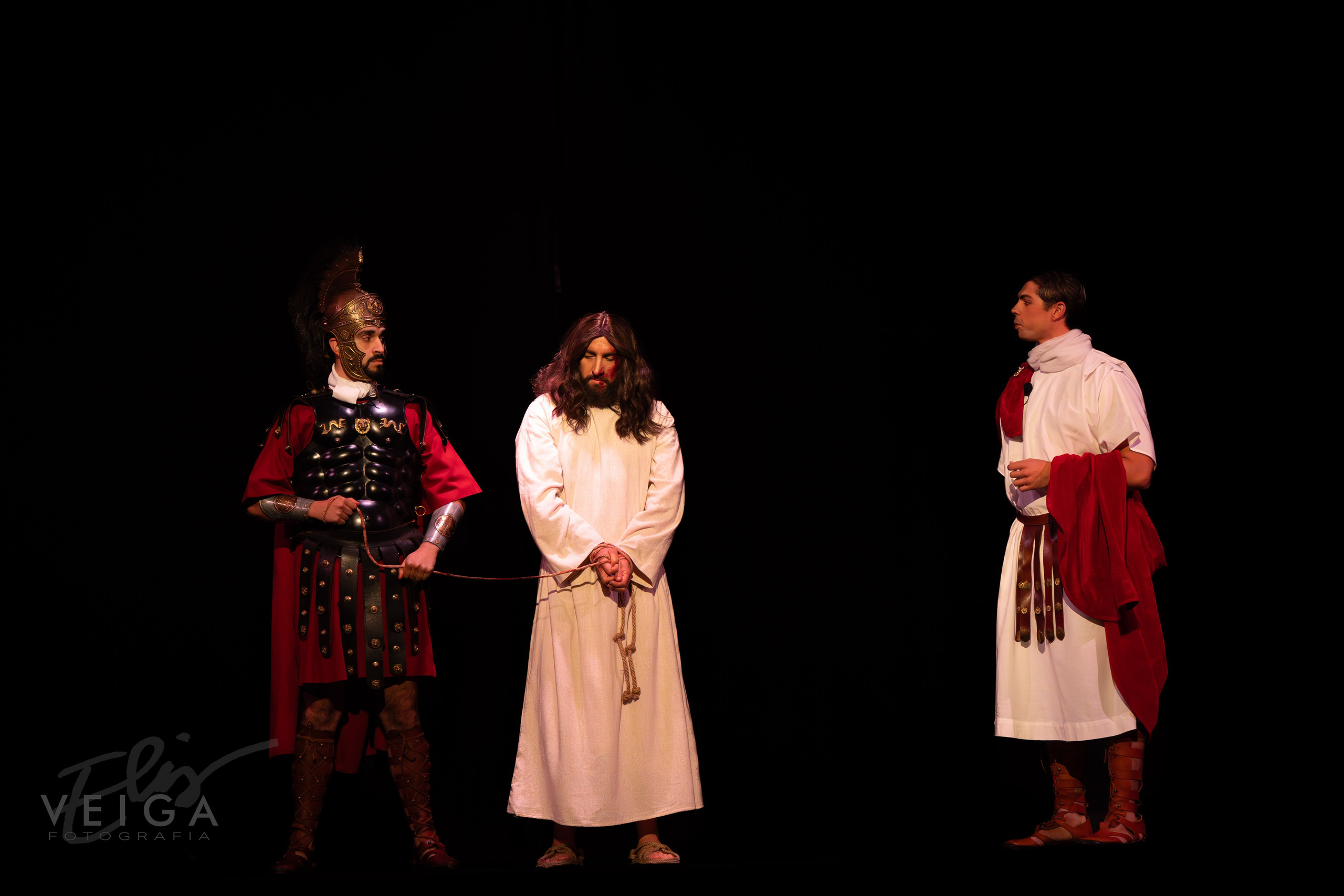 Mirar con el alma: ser fotógrafa en Pasión y Triunfo. Alcalá del Río, Sevilla, 2025. Elisveiga