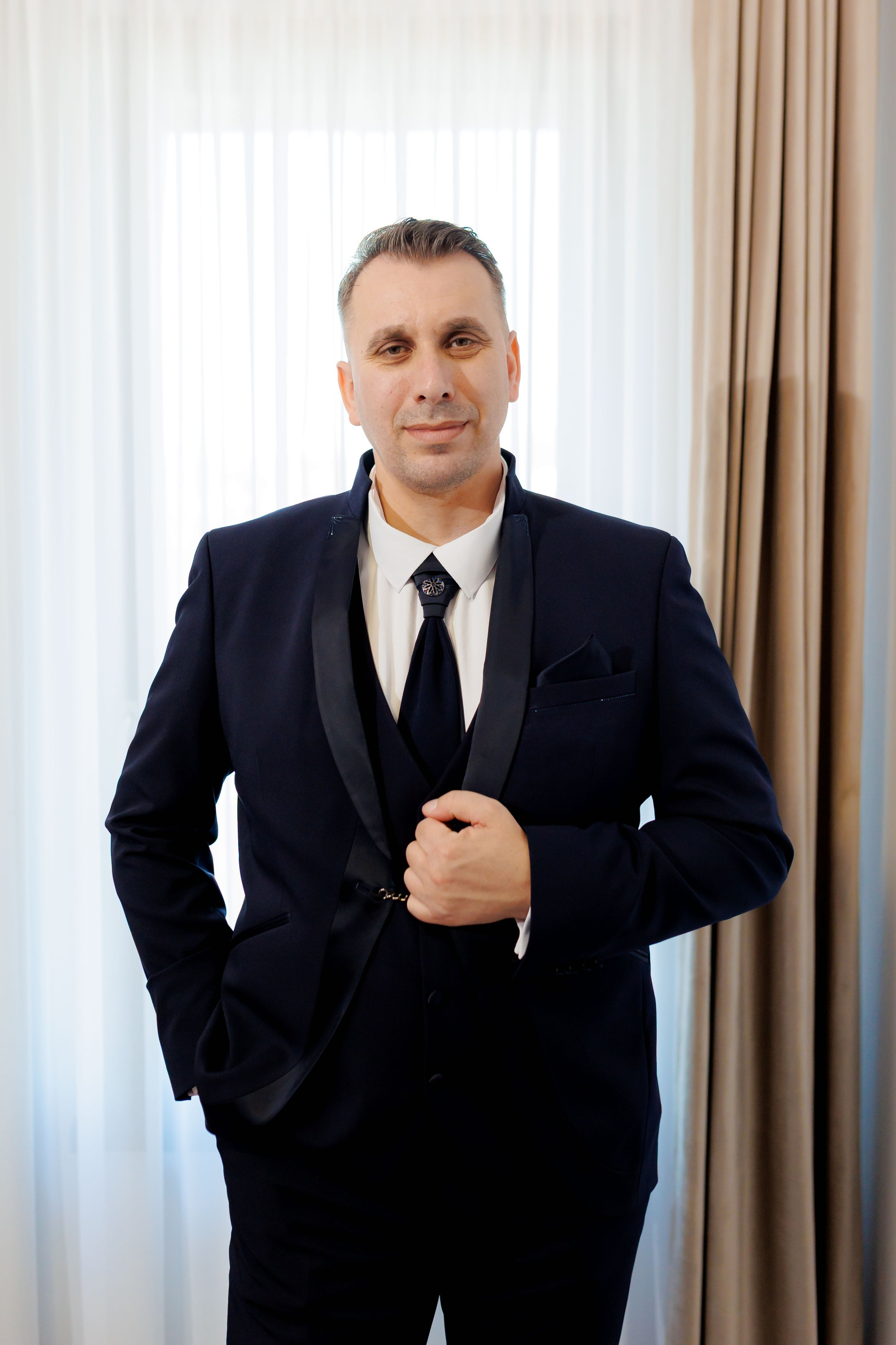 Povestea voastră, regizată de noi |Cristi Turculet Videograf Nuntă Suceava | wedding highlight. Servicii foto-video profesionale, pentru momente de neuitat