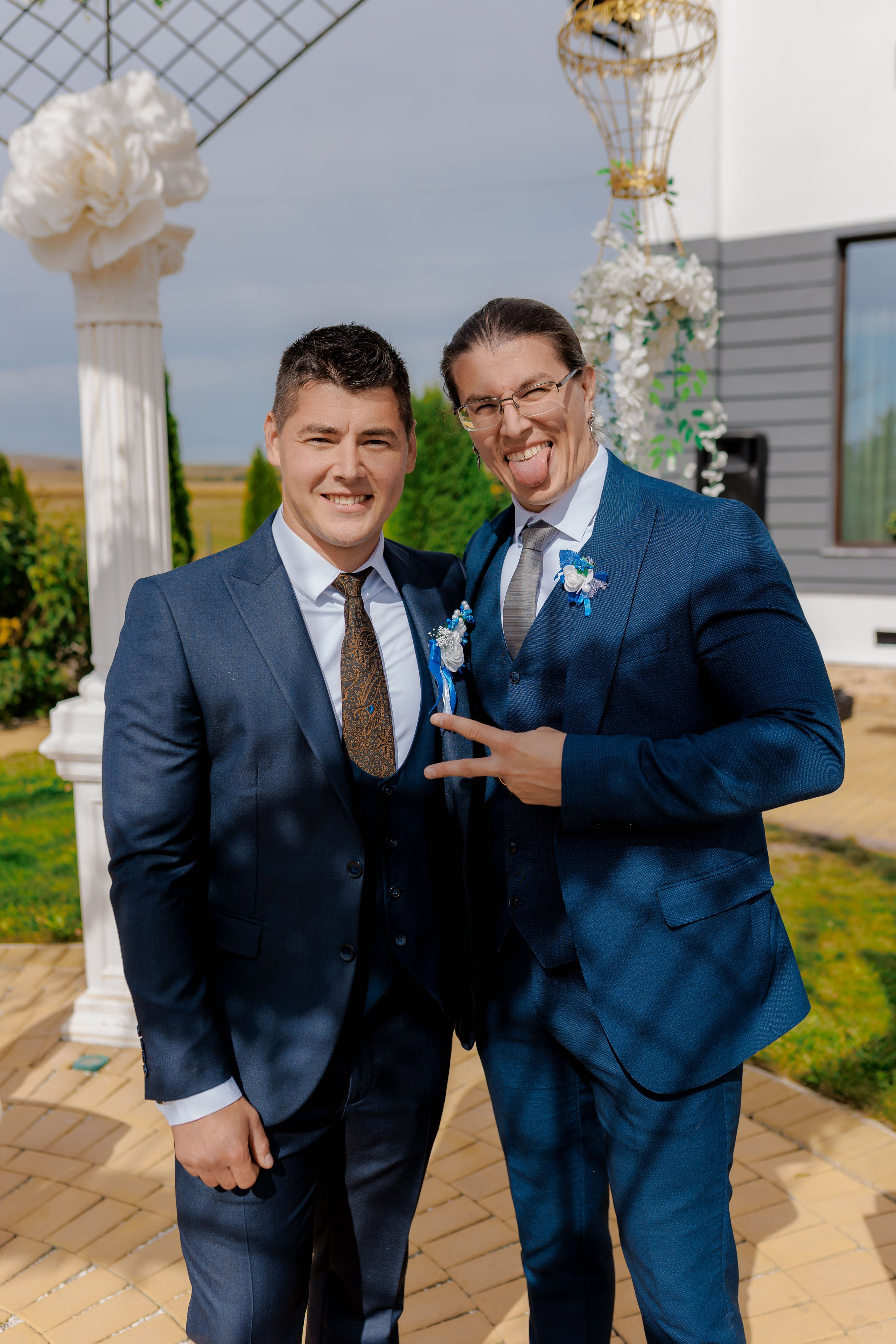 Loredana & Emilian – Ziua Nunții | Videografie - fotografie Botez Suceava, Iași, Botoșani. Servicii foto-video profesionale, pentru momente de neuitat
