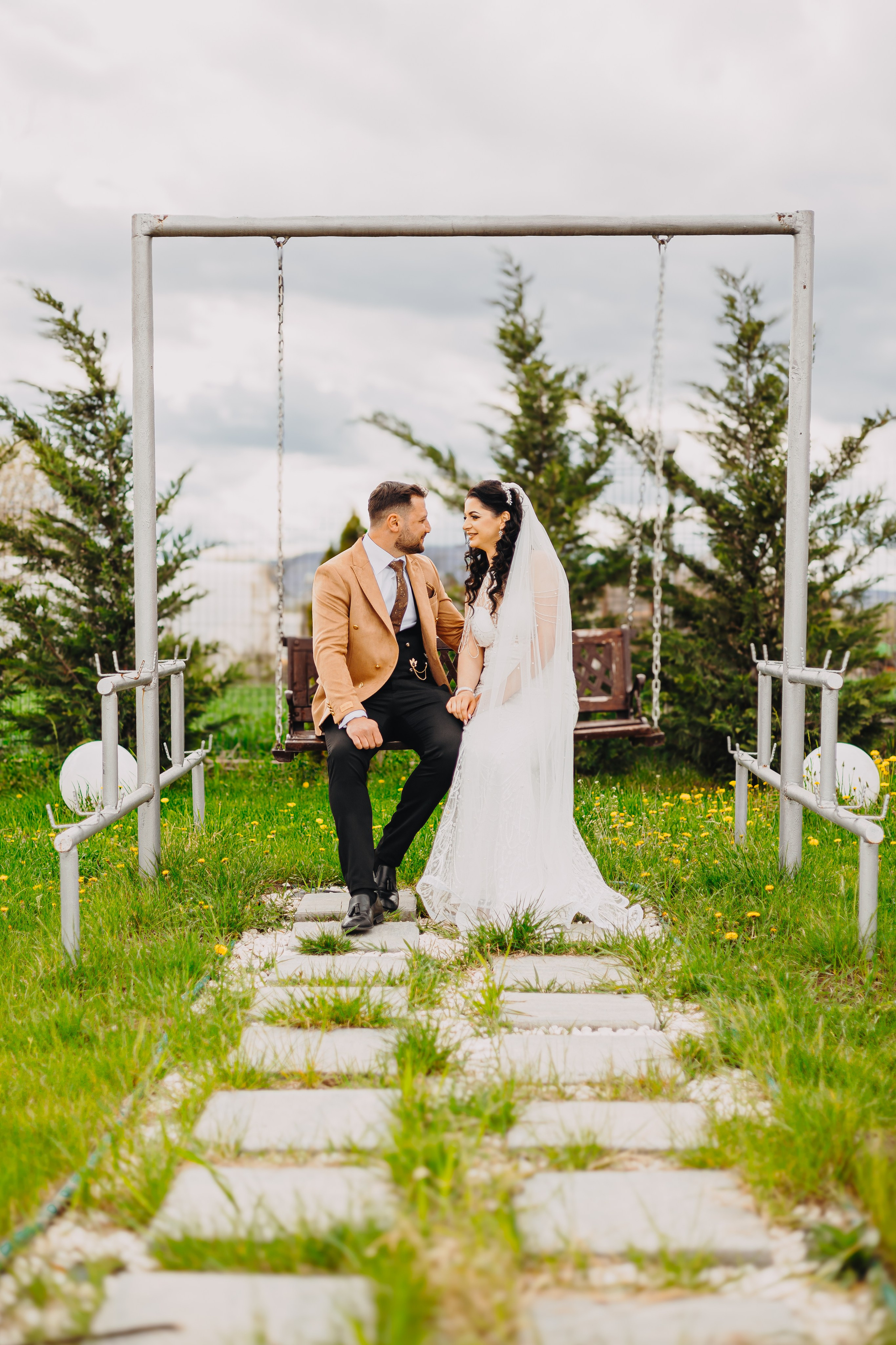 L&I. George Laslău Fotograf