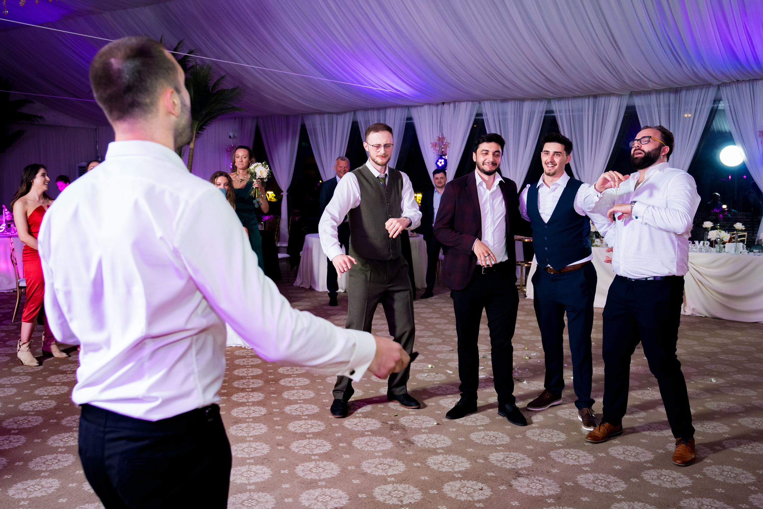 PARTY. Gabriel Florea — Fotograf nuntă București