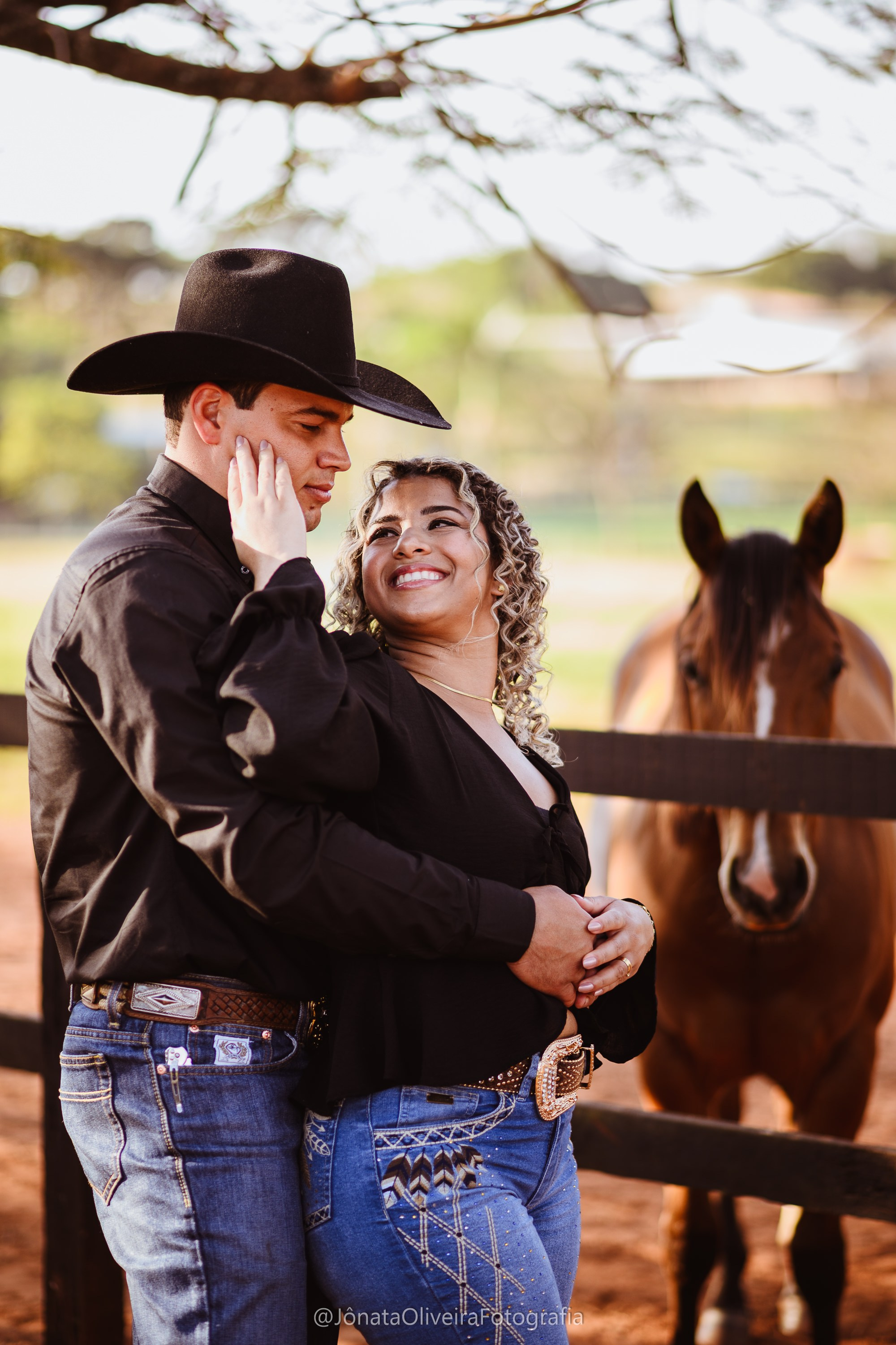 Pre Wedding Luérica e Vinicius. Fotografia de casamentos e ensaios em avaré Jônata Oliveira