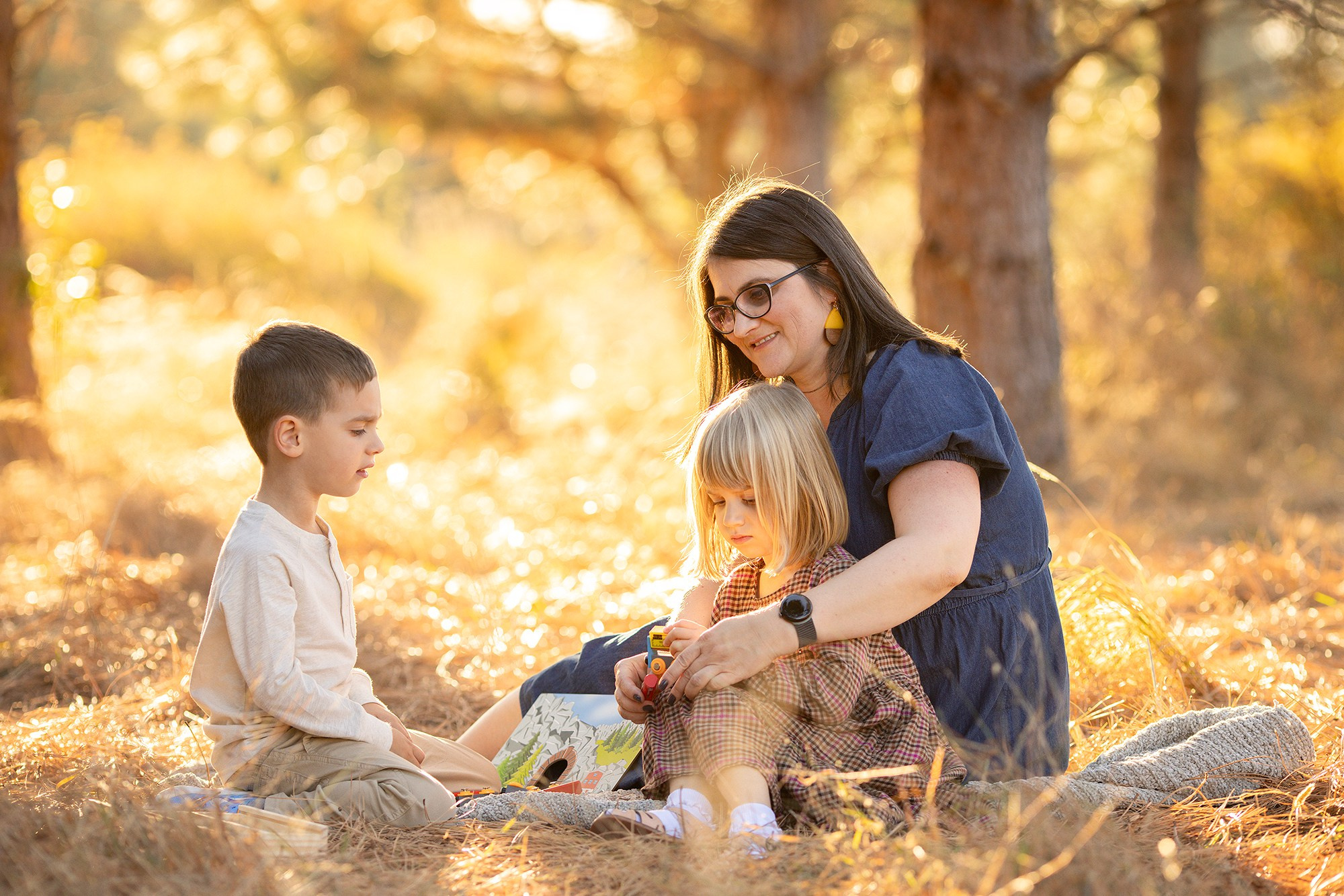 Beaverton/OR, October 2024. Elena Baldes, family photographer