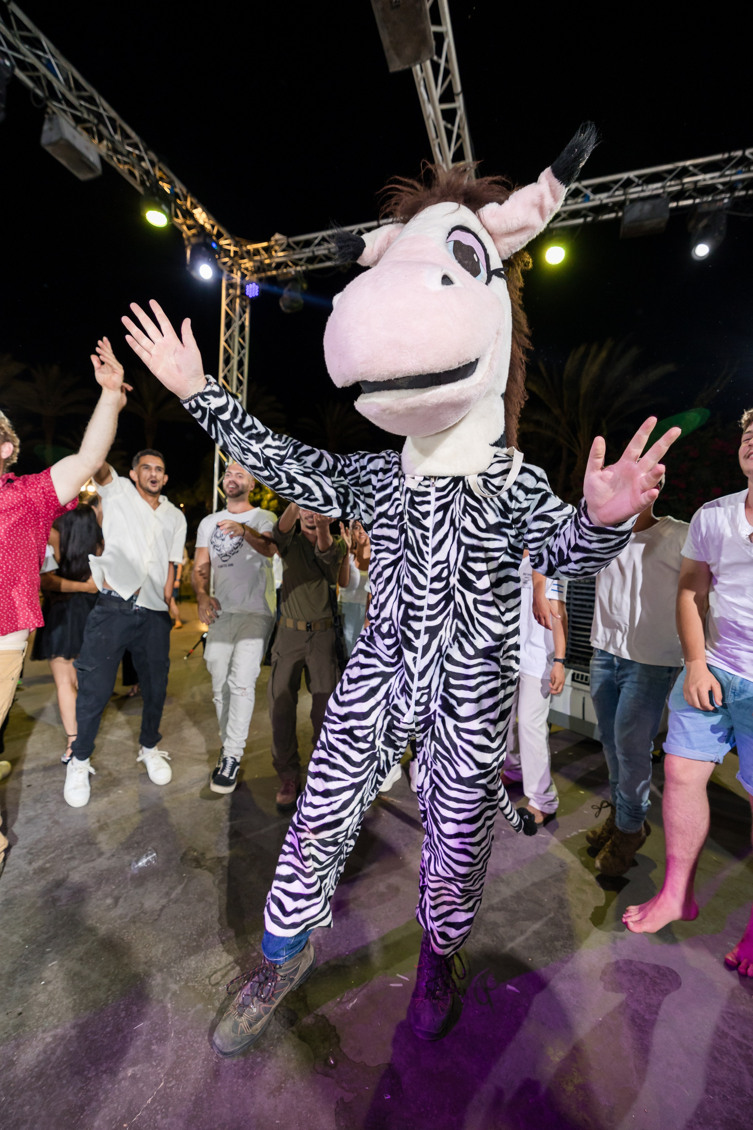 Doreen & RAZ. AMIR BUCHNIK PHOTOGRAPHER