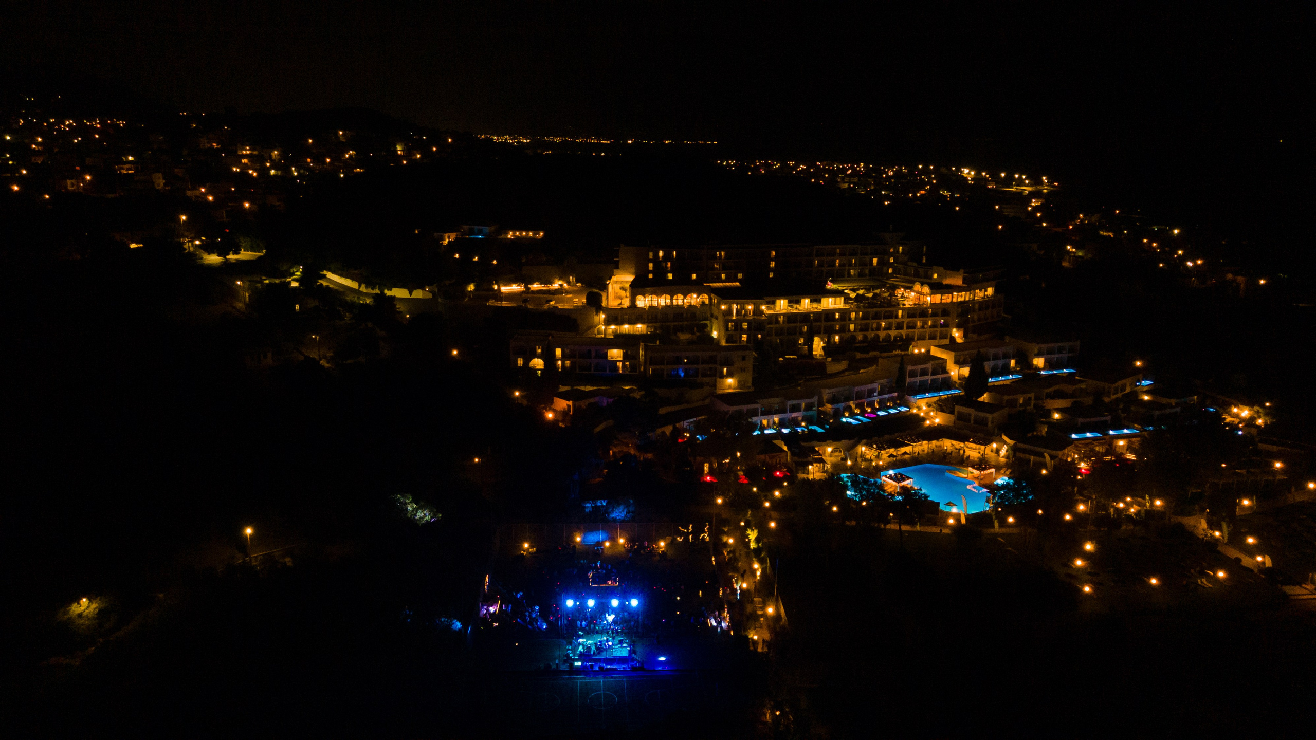 Ashstrom-Greece. AMIR BUCHNIK PHOTOGRAPHER