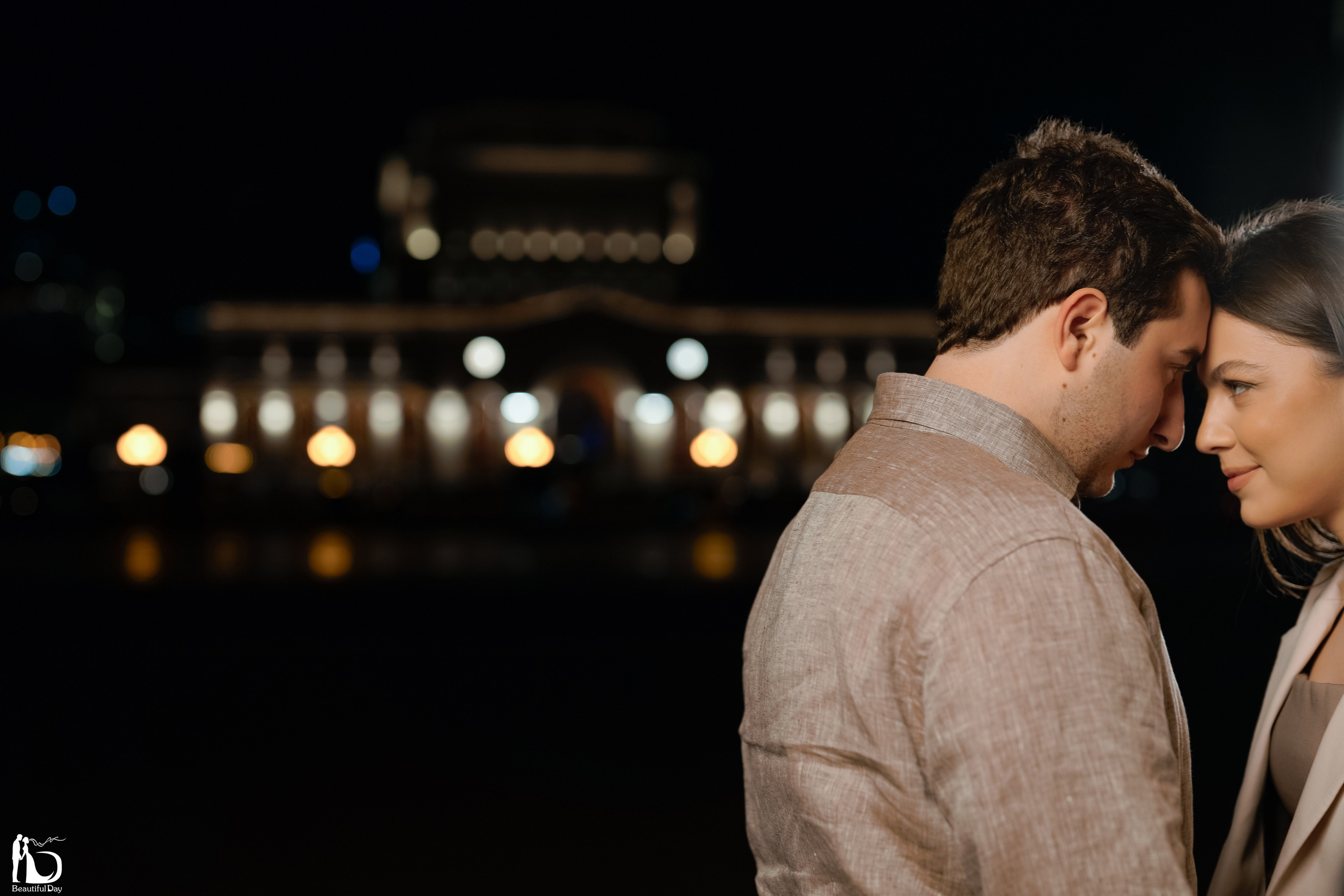 SHOOT NIGHT CITY. Weeding photographer Martun