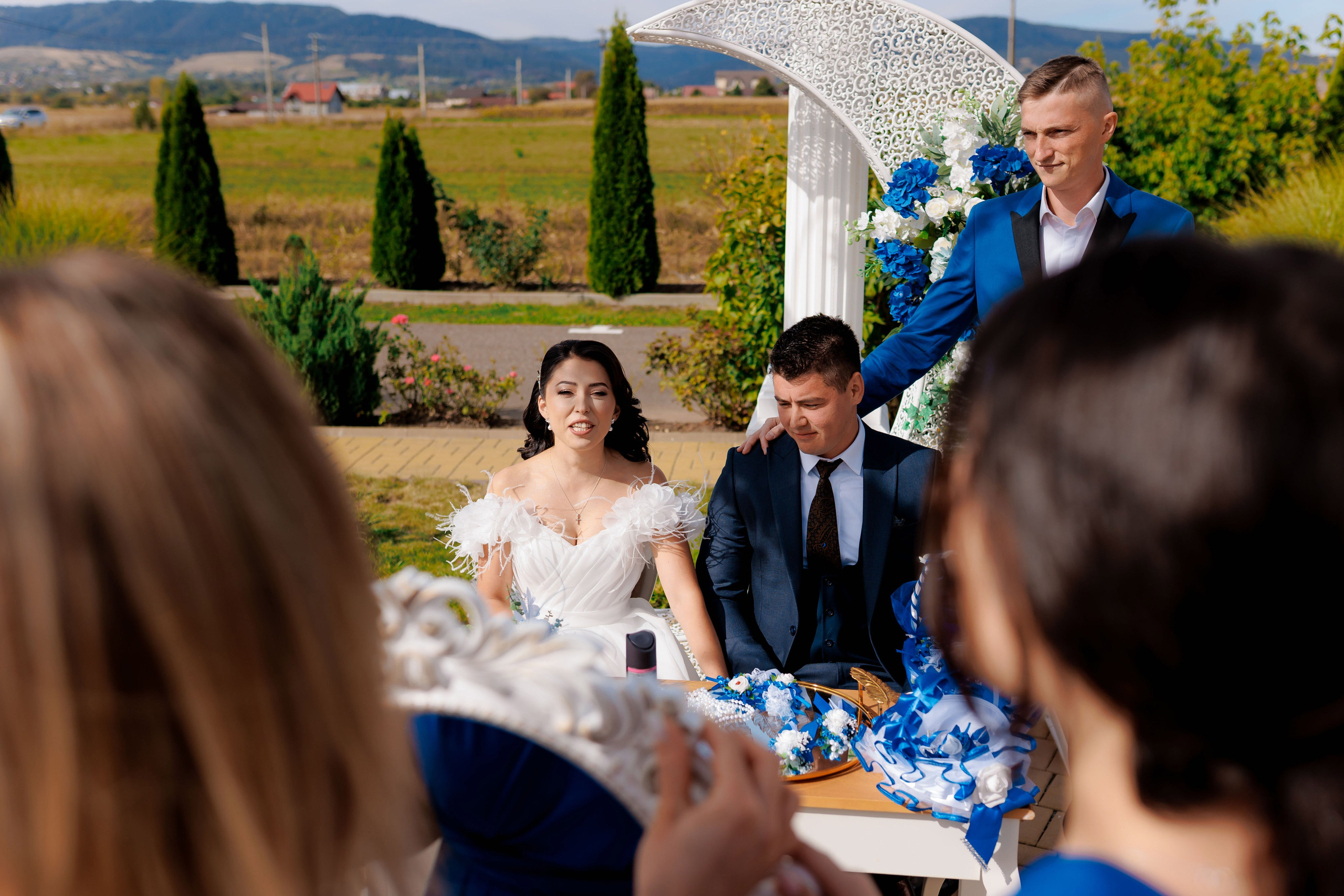 Loredana & Emilian – Ziua Nunții | Videografie - fotografie Botez Suceava, Iași, Botoșani. Servicii foto-video profesionale, pentru momente de neuitat