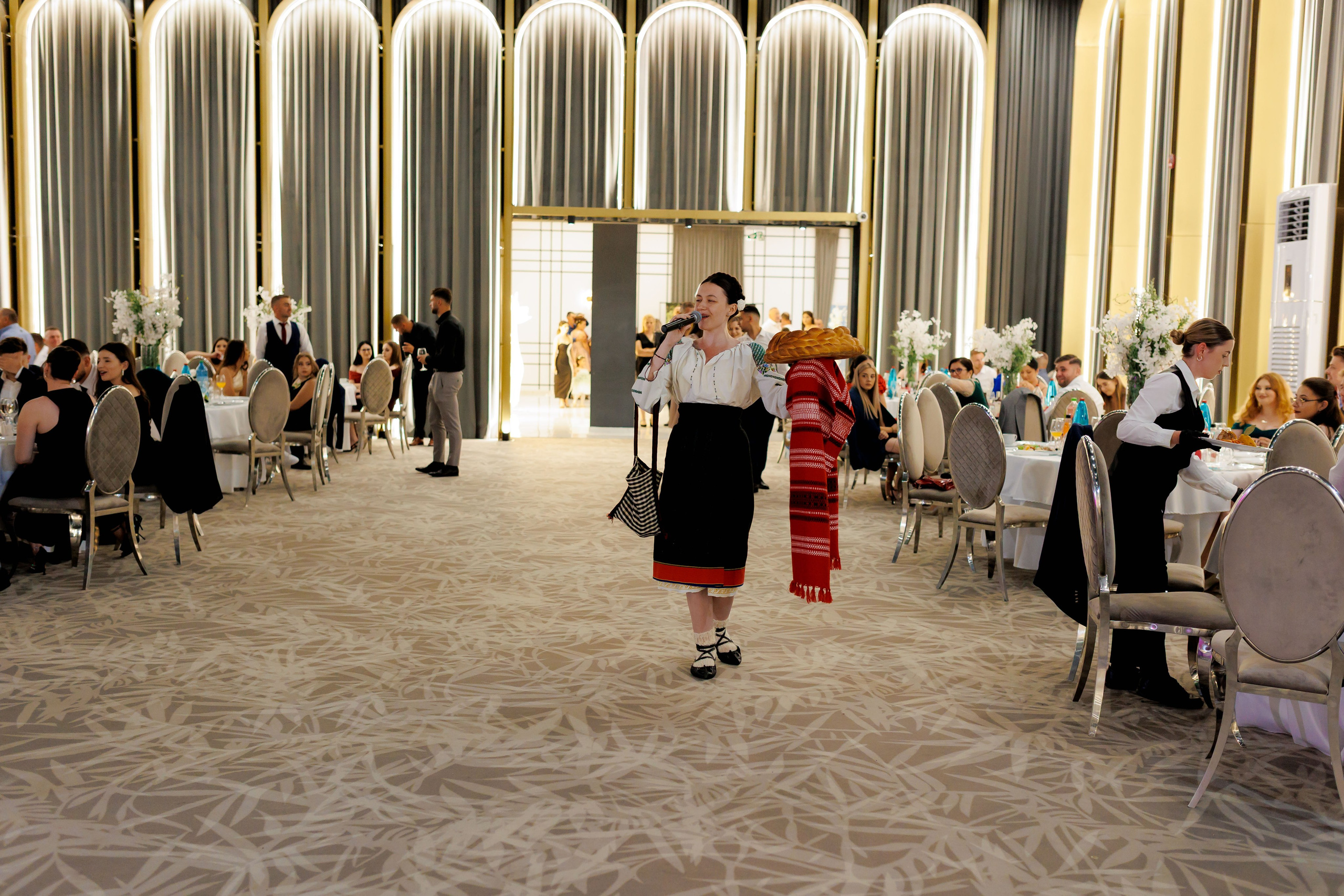 Nunta Nicoleta & Răzvan | Fotografie & Videografie Profesională. Servicii foto-video profesionale, pentru momente de neuitat