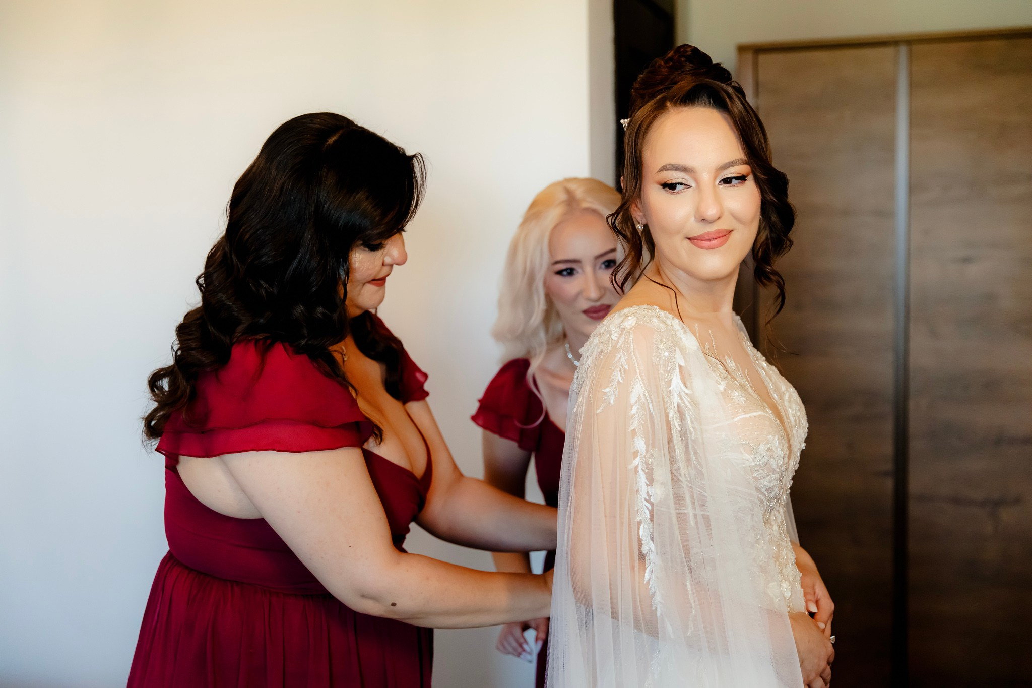 Ioana & Ionuț | Nuntă de poveste la Păstrăvăria Poiana din Mălini județul Suceava. Servicii foto-video profesionale, pentru momente de neuitat