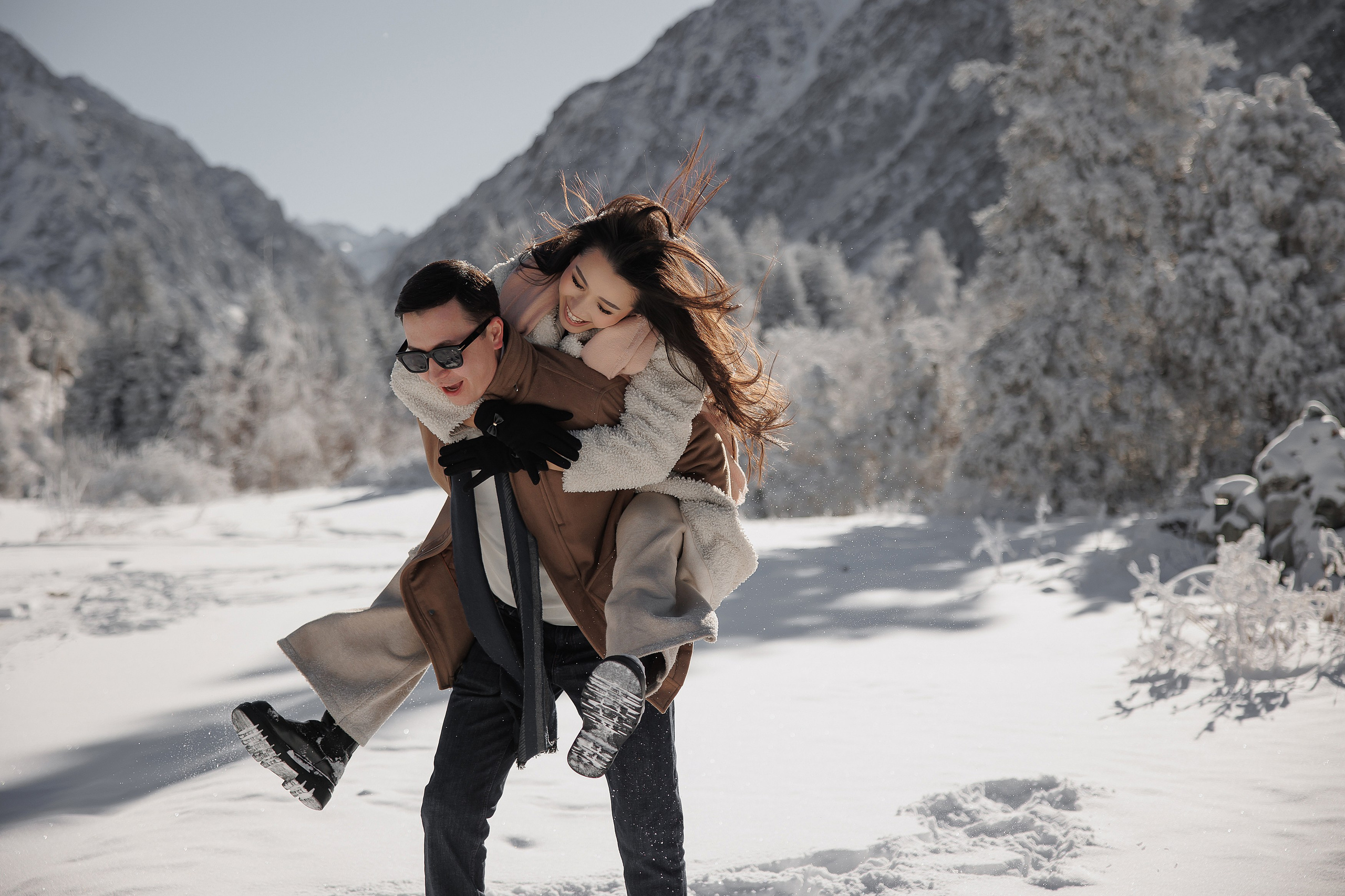 Зимняя Ала Арча 2025 год. Свадебный и семейный фотограф в Бишкеке Давлетбаев Талгат