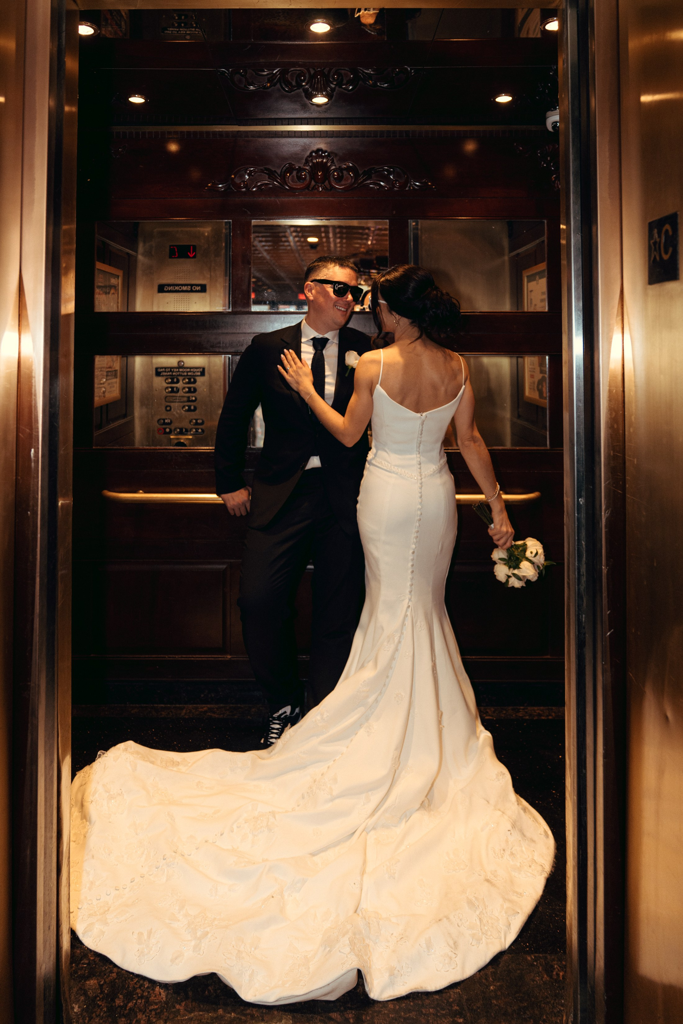 Lara&Dan. Wedding & elopement photographer Viktoriya Kravtsov. Las Vegas
