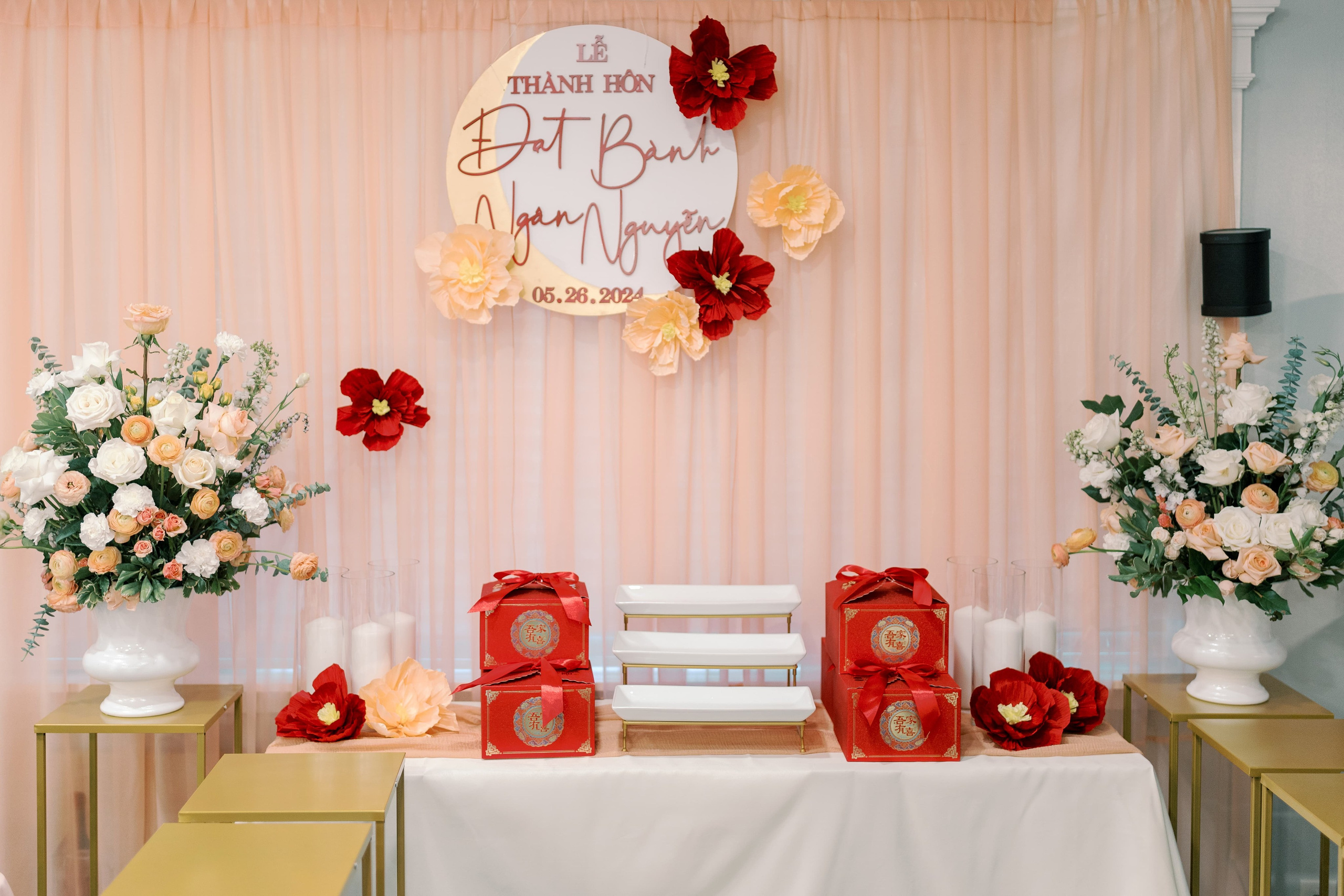 Vietnamese Tea Ceremony. Bellevue, WA. July 2024. EVAN ARISTOV WEDDING PHOTOGRAPHY — Seattle Wedding Photographer