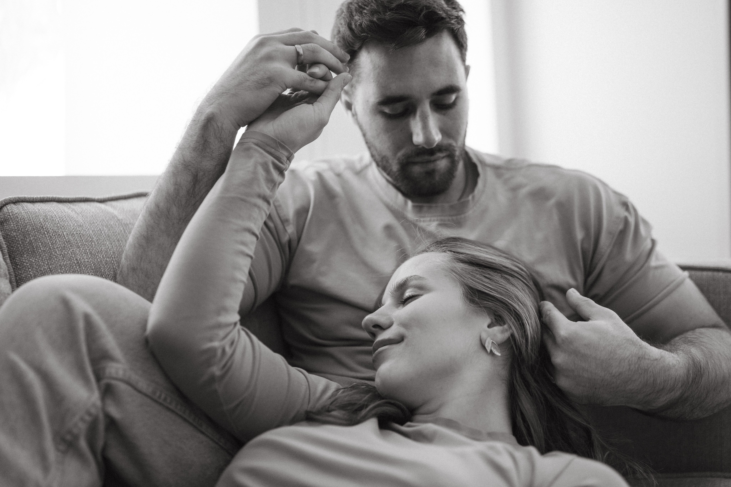 Dasha and Jenya. Maternity. Family photographer in Saudi Arabia