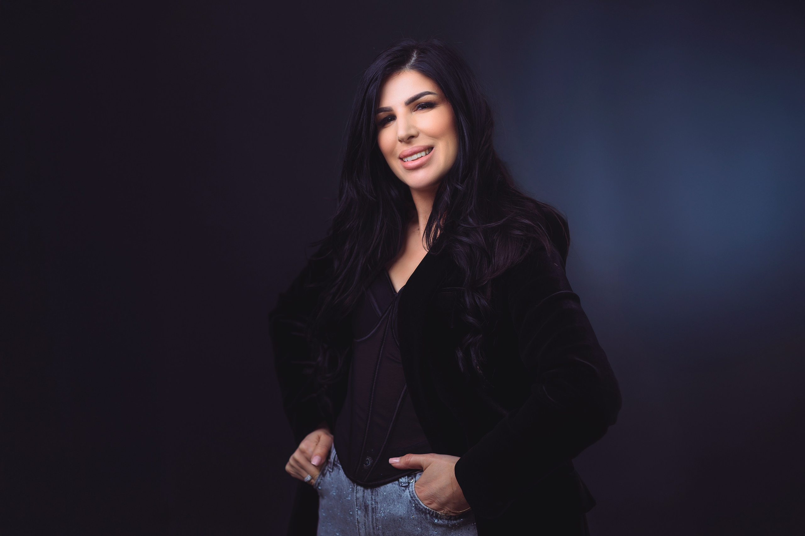 Portrete Constanta - O clipa de sinceritate in faţa camerei. Elena Mascan – Fotograf newborn, maternitate, portret, smash the cake & branding personal | La Femme Studio Photograpy|Constanţa