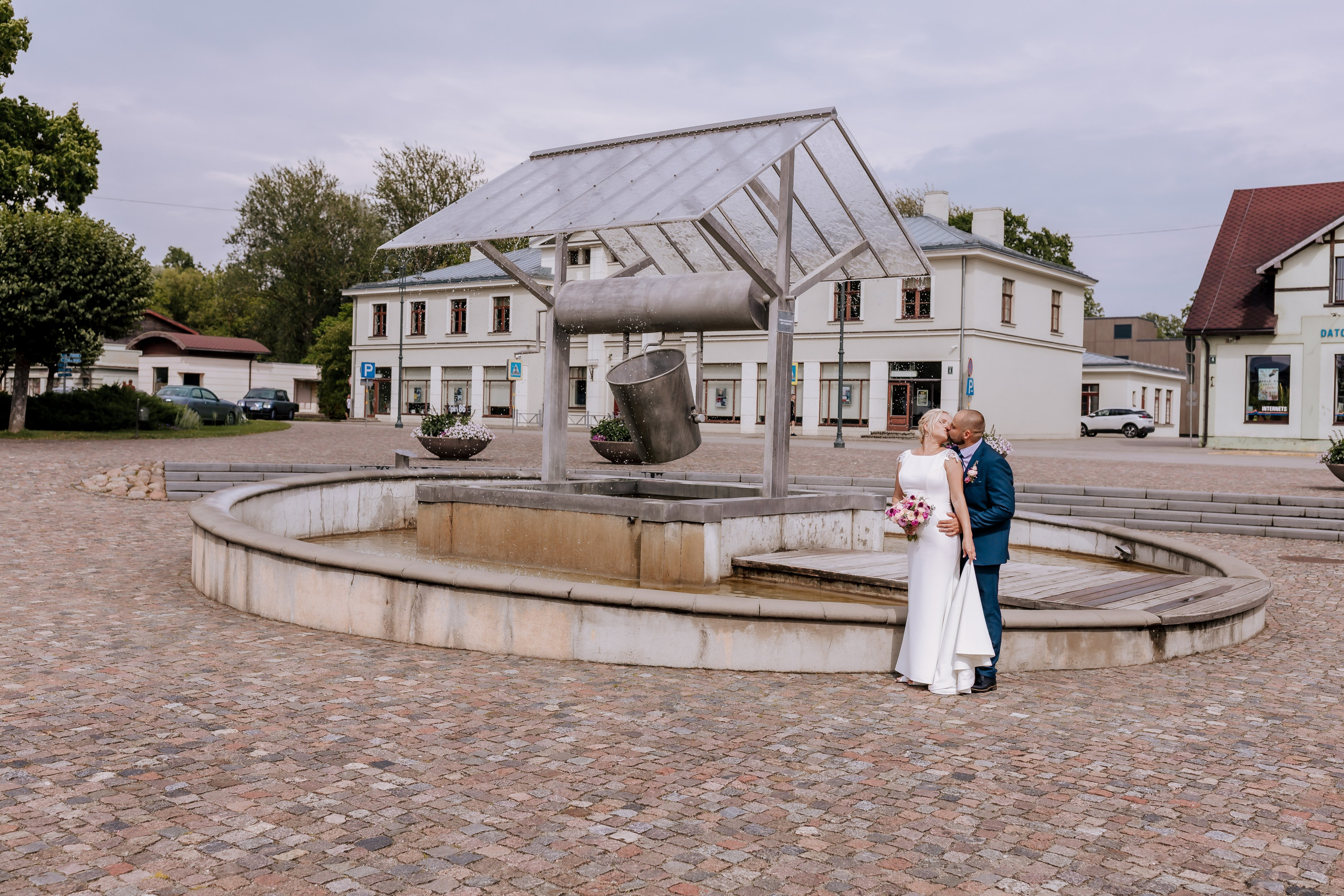 Skatīt V&M. Photographer Rita