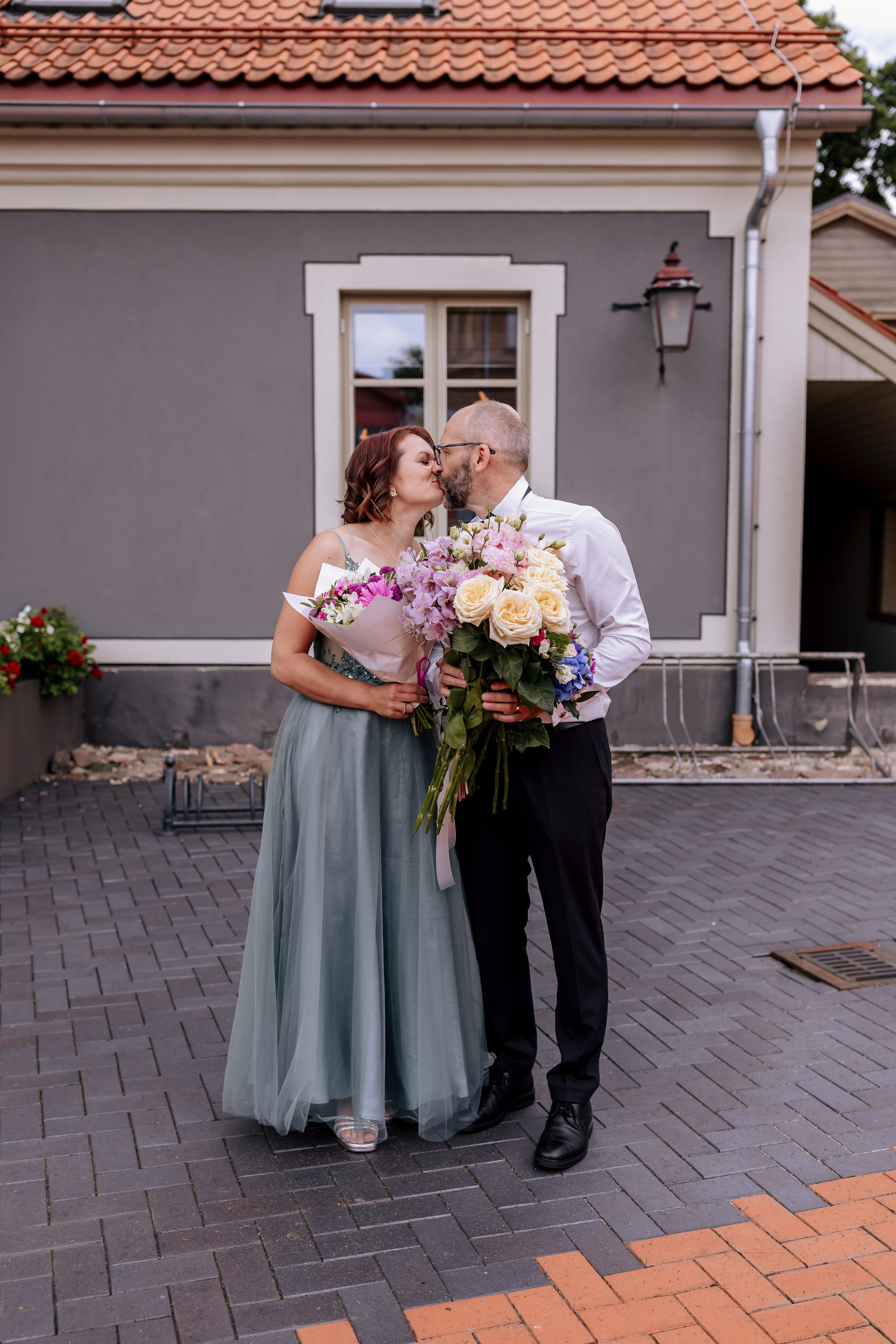 Skatīt L&K. Photographer Rita
