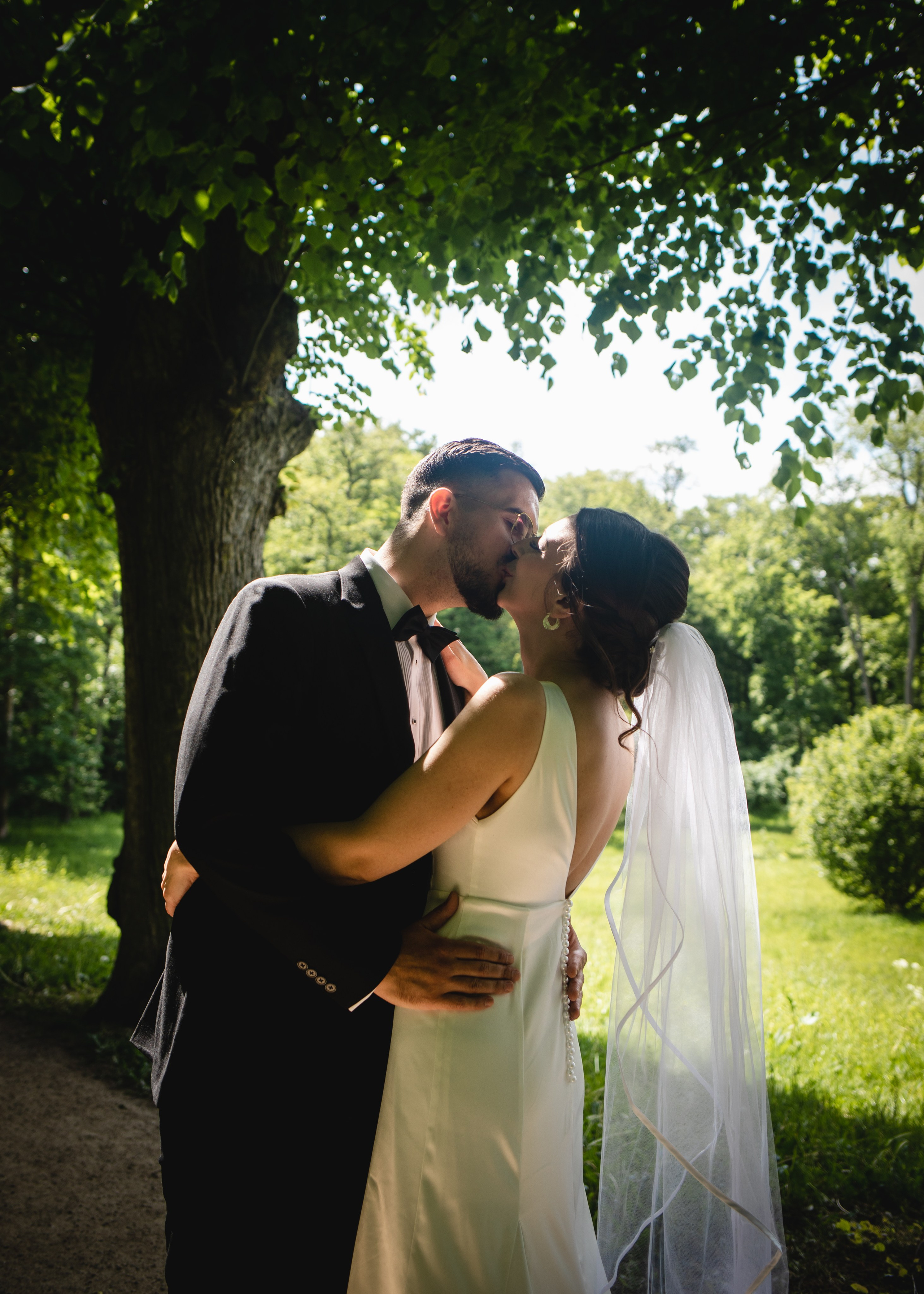 Vida | Martin. Professional wedding photographer in Copenhagen, Denmark — Julia Byron