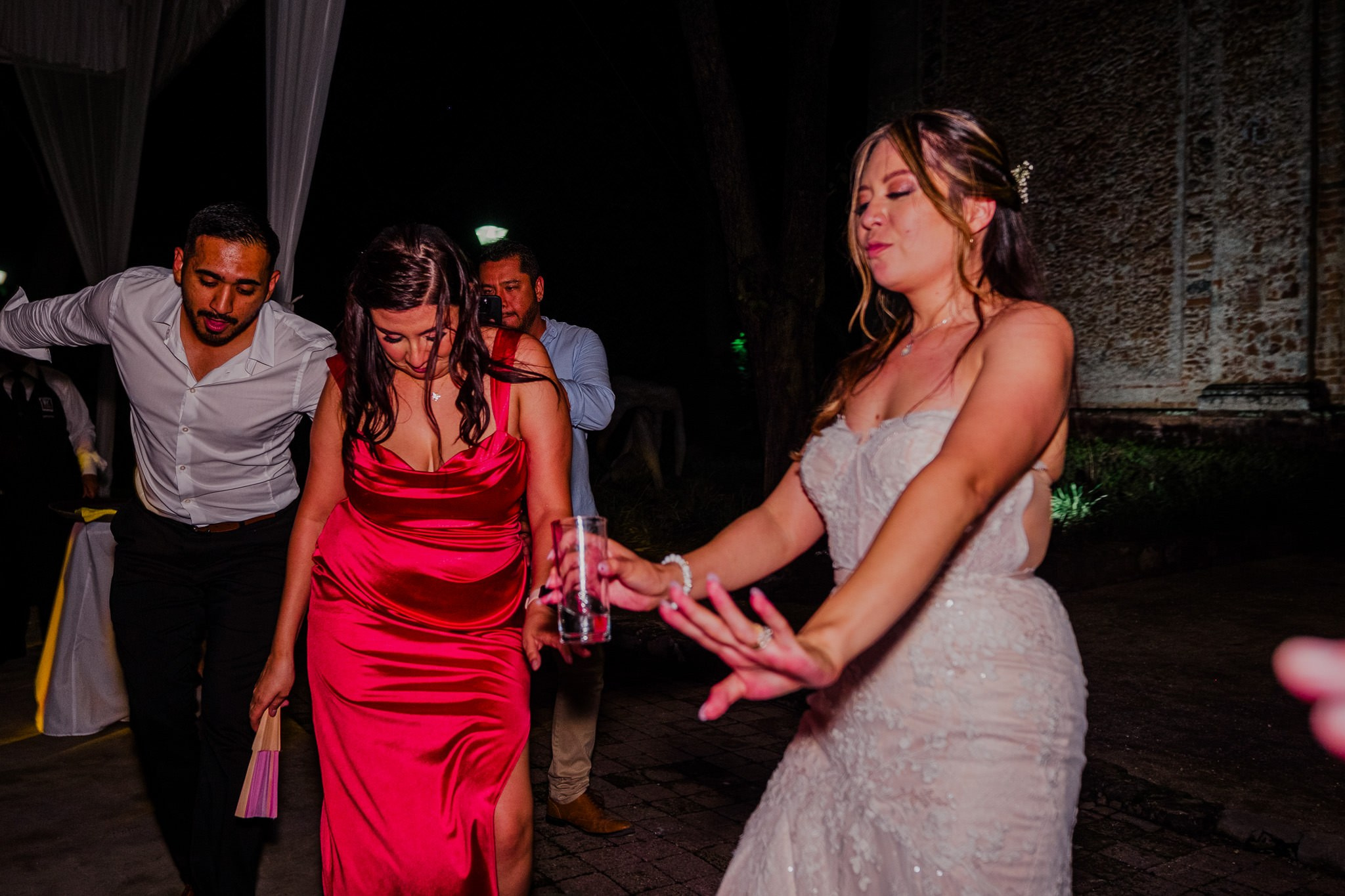 Abril & Dylan / Morelos. Wedding and family photographer in Mexico City