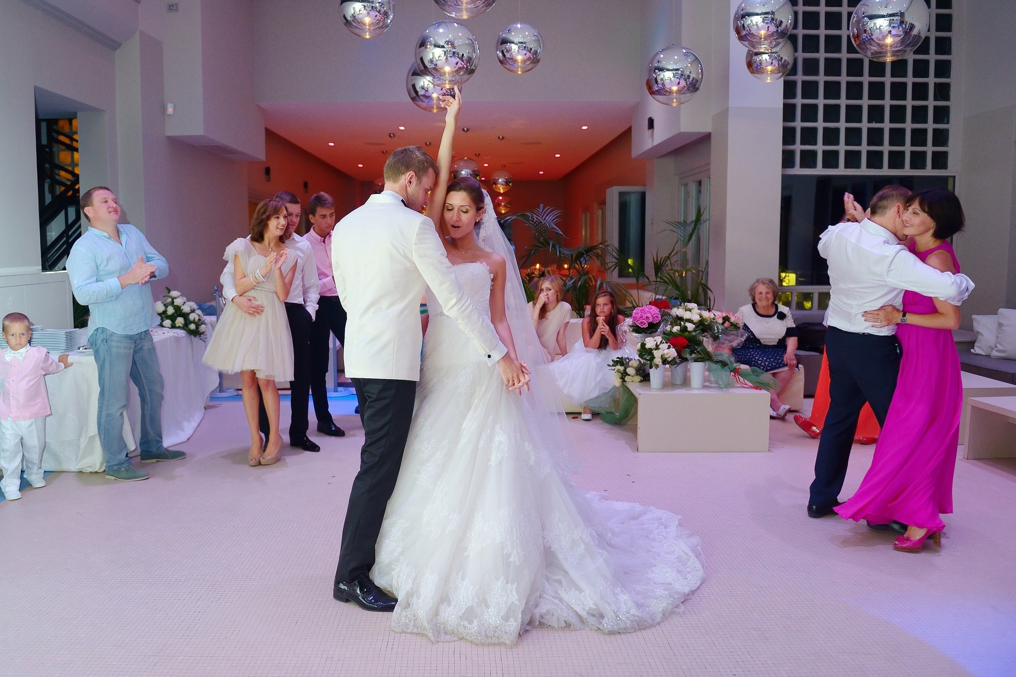 Destination Wedding on Lake Como — Civil Ceremony in Bellagio & Villa Balbianello. Bella Vita Weddings — Wedding Photography in Dubai & Destination