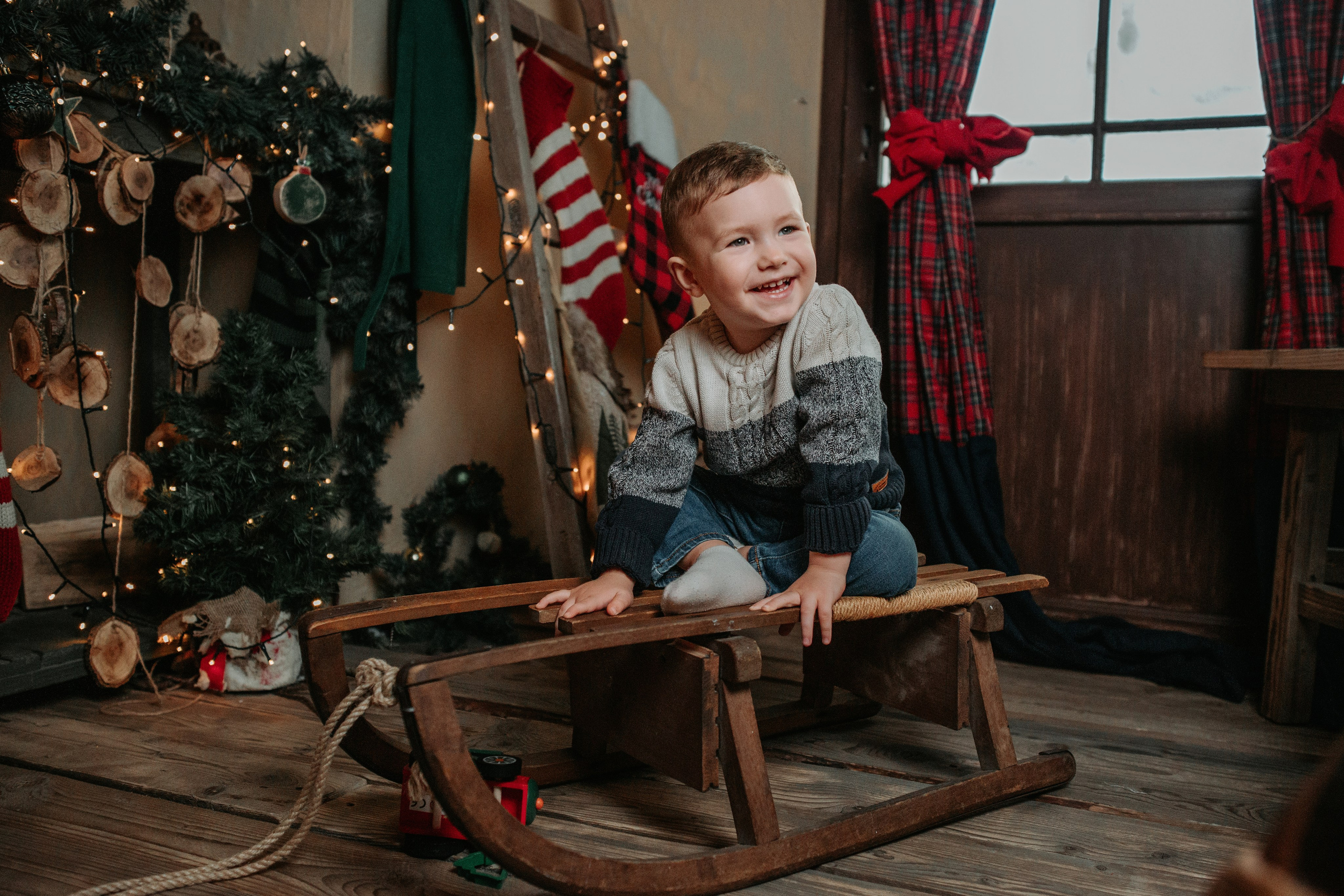 Christmas Time. Wedding, Family Photographer