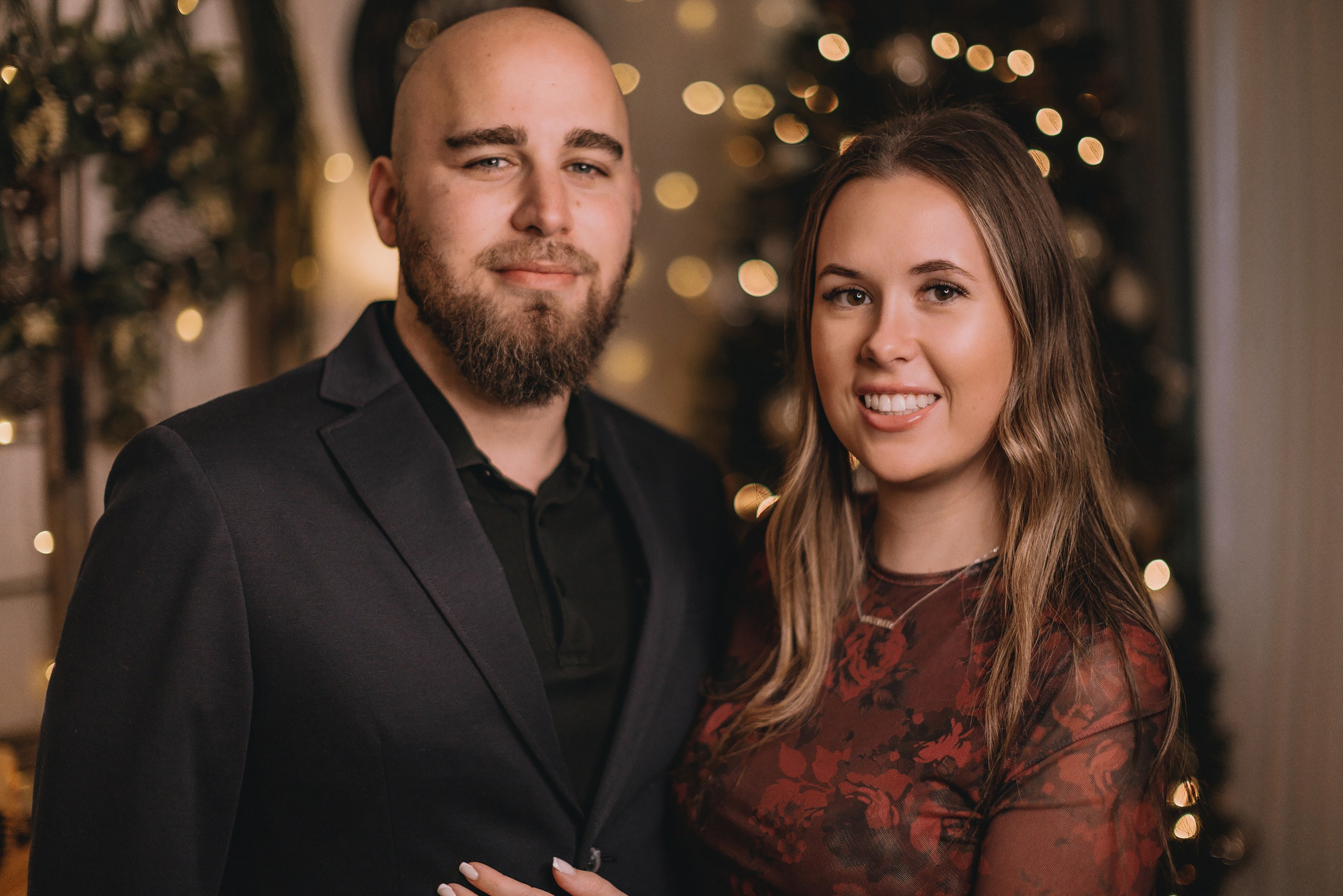 11.16.2025 Christmas Photoshoot. Wedding family event photographer in Chicago Nick Yushevich