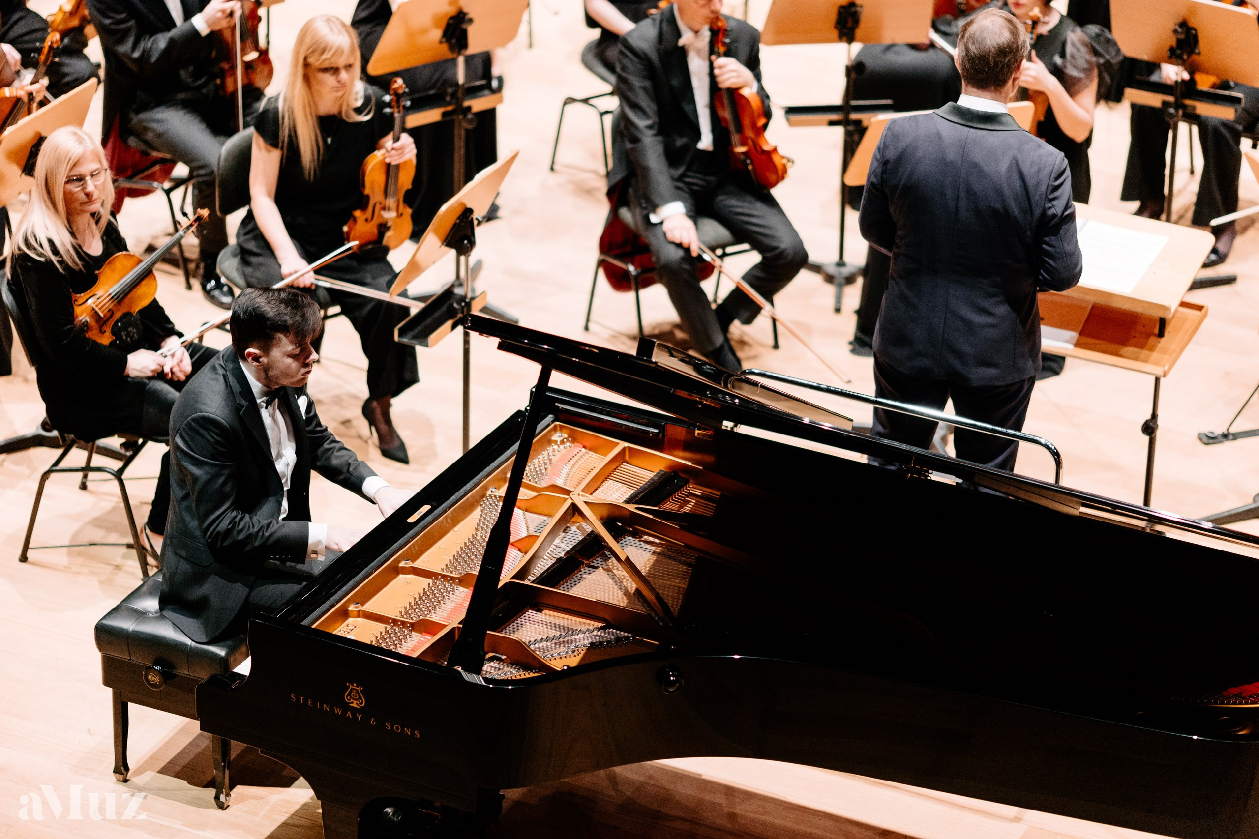Koncert dyplomantów aMuz w Polskiej Filharmonii Bałtyckiej. Fotograf Ślubny Warszawa - Sesje Biznesowe Rodzinne Eventy
